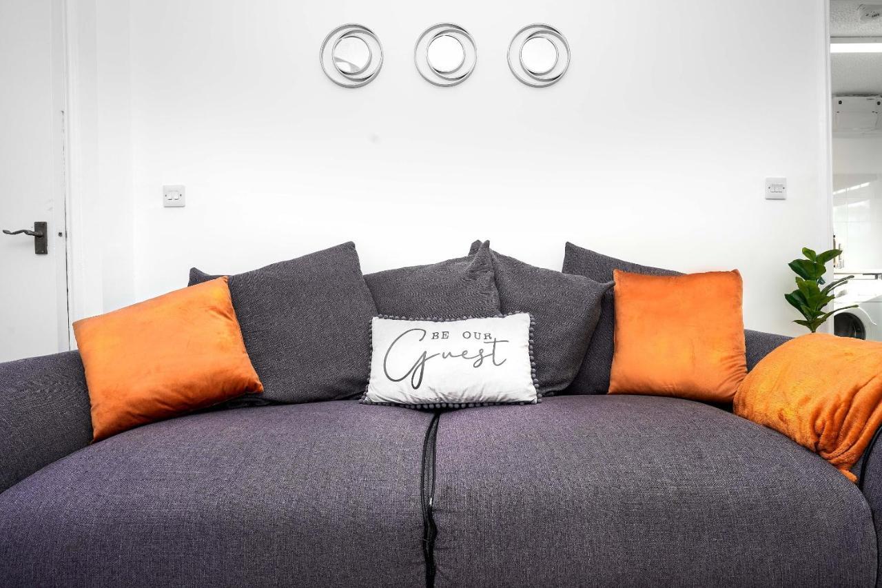 Springland Close Apartment