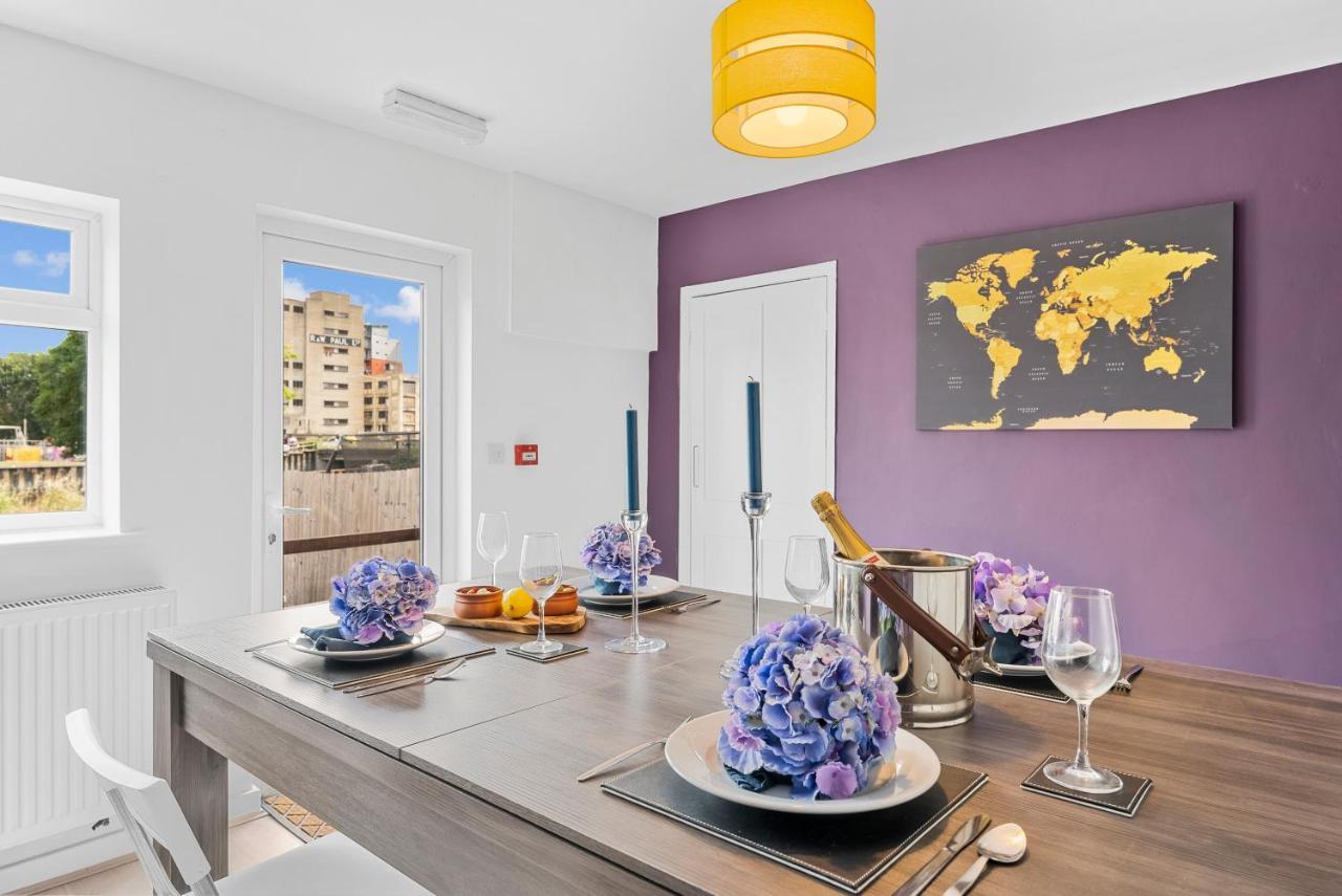 Hotel In Centre House With Kitchen, Lounge, Garden Ipswich