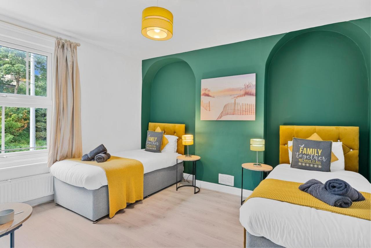 In Centre House With Kitchen, Lounge, Garden Hotel *