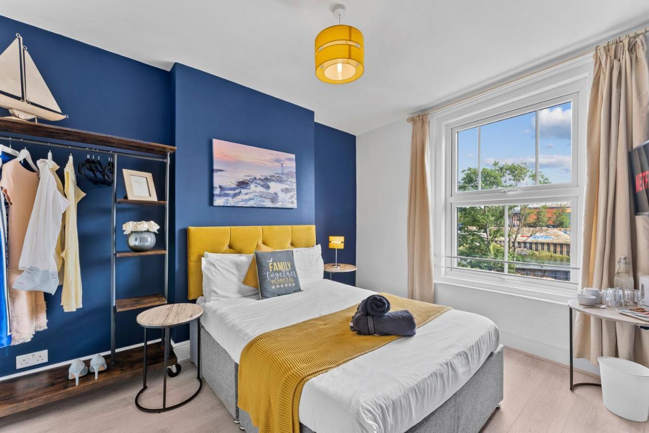 In Centre House With Kitchen, Lounge, Garden Ipswich
