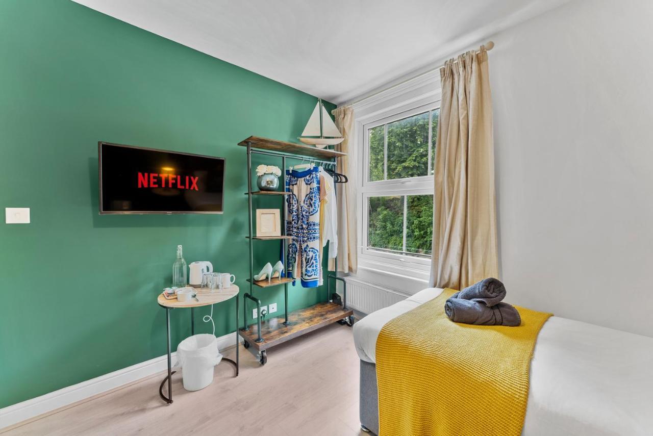 In Centre House With Kitchen, Lounge, Garden Hotel