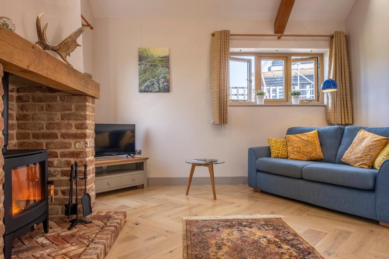 Large Immaculate Rural Conversion - The Milking Parlour Ipswich