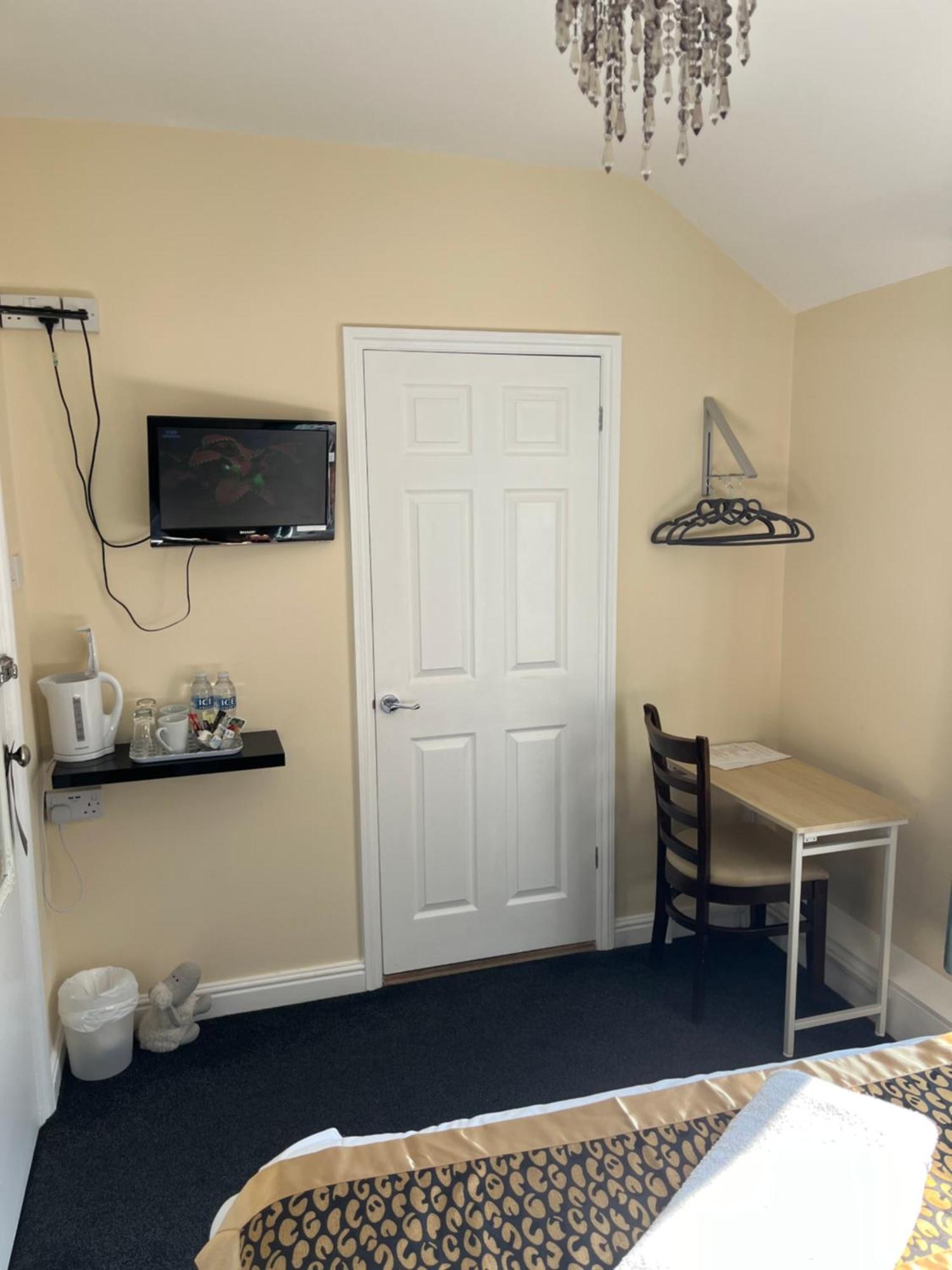 Guest house The Harp Freehouse And 4*