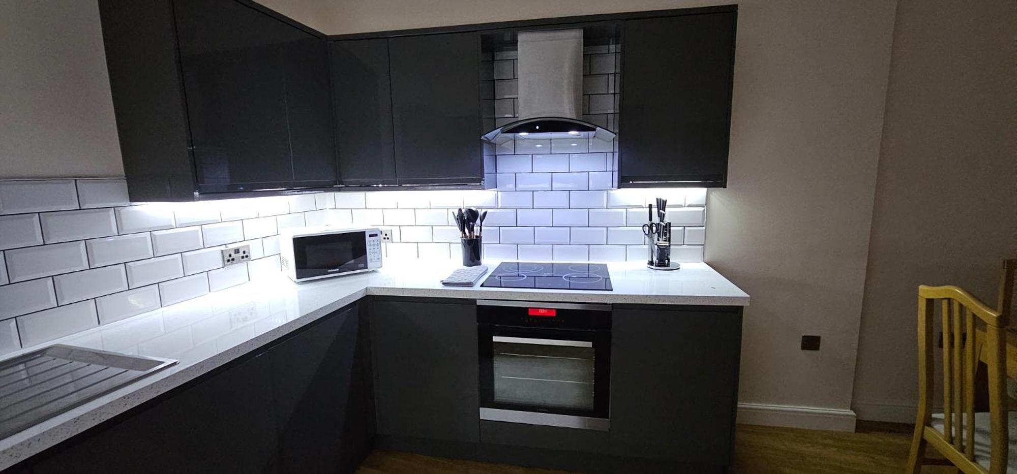 Modern 2 Bedrooms In Town Centre