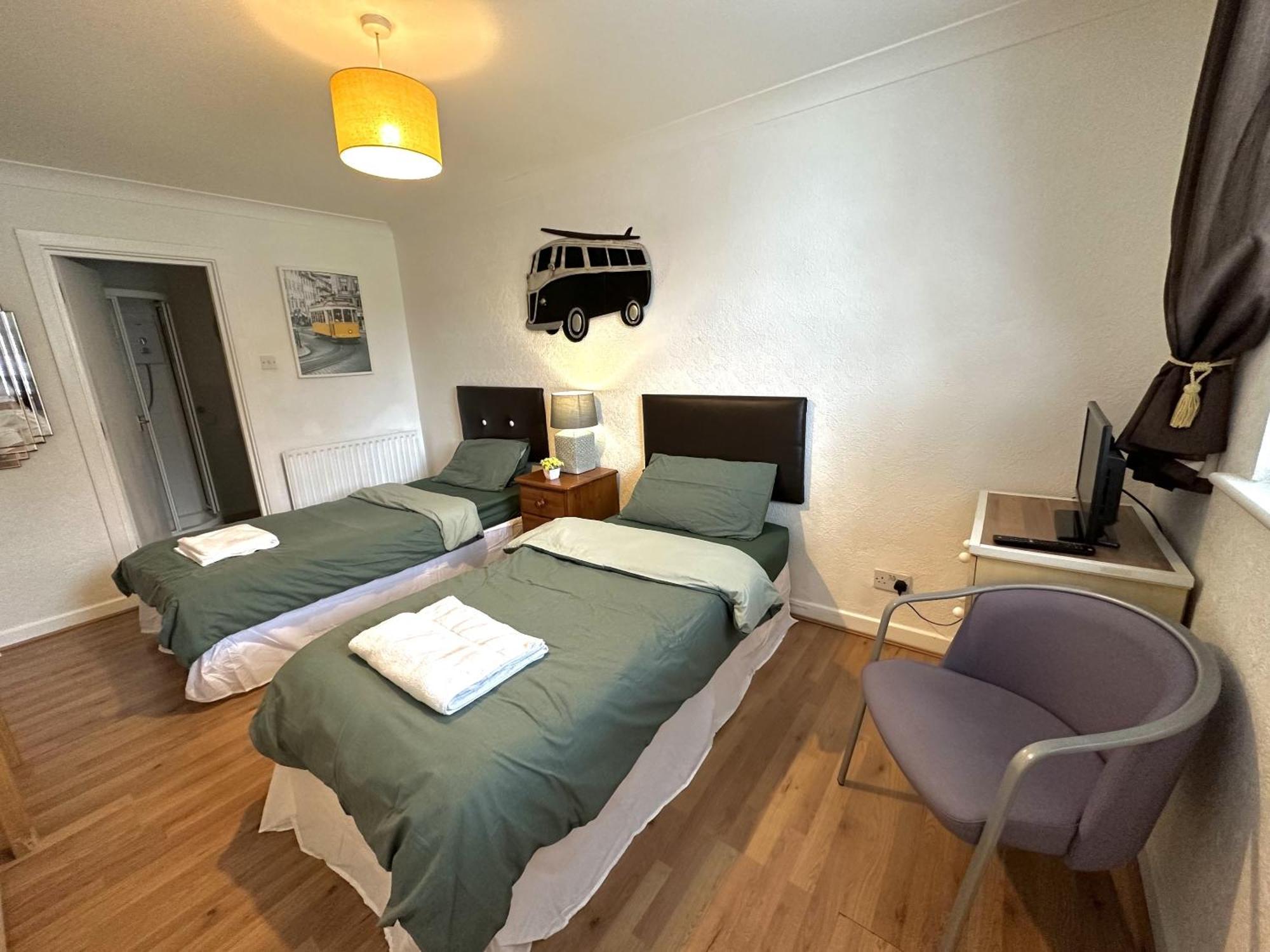 Traveller's Choice Hotel