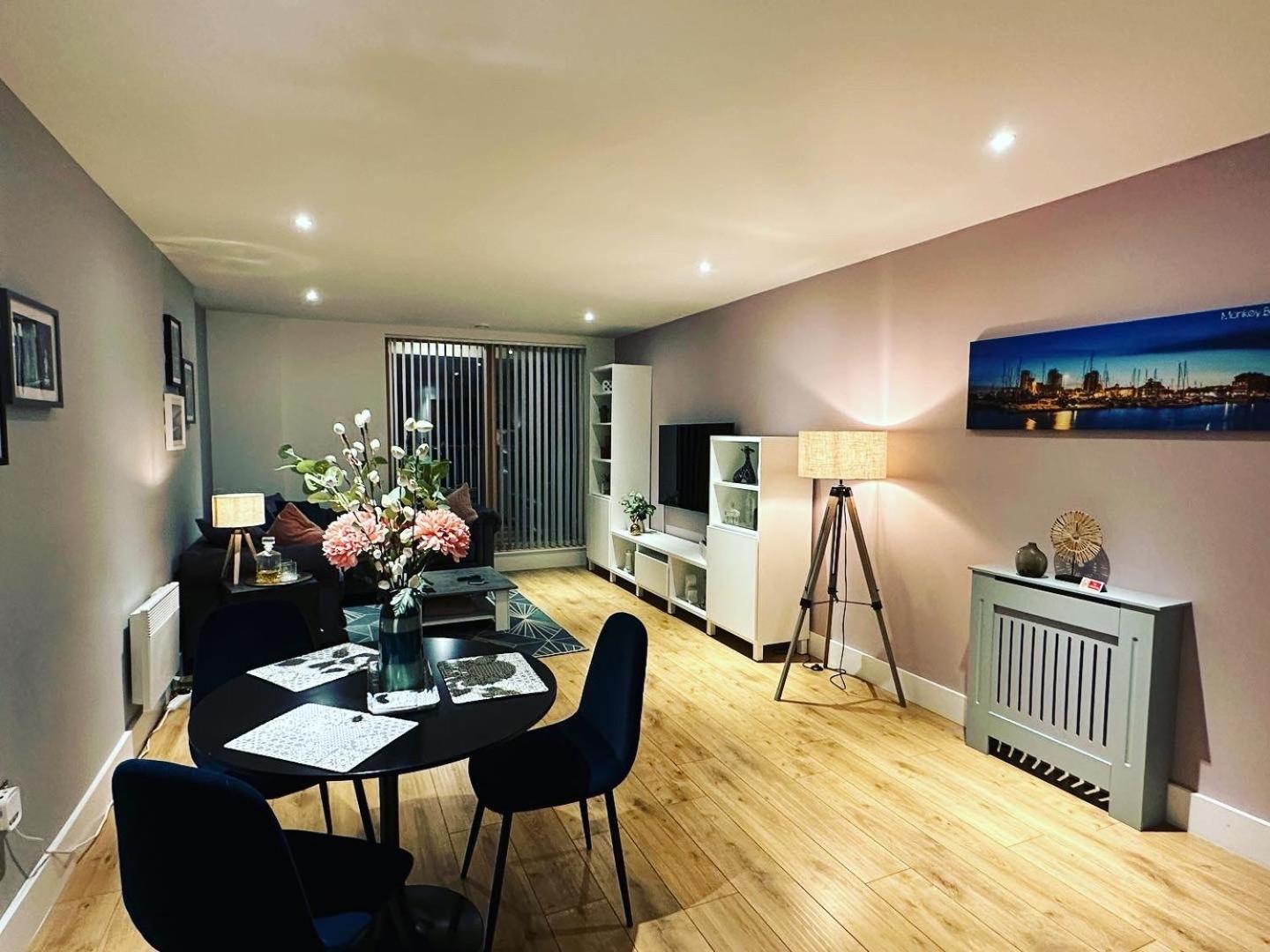 Spacious Luxury Waterfront * Ipswich