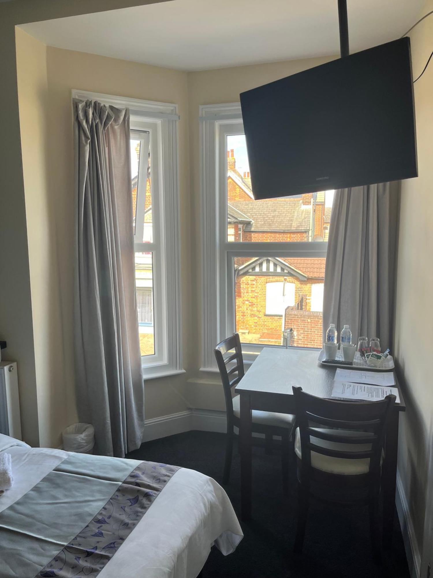 The Harp Freehouse And Guest house 4*