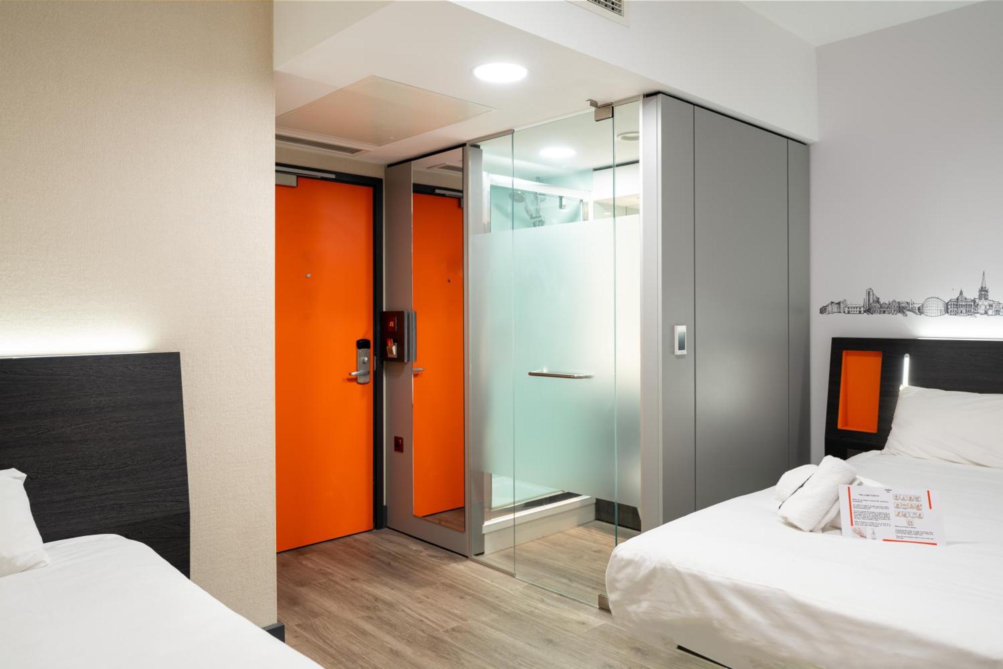 Easyhotel Hotel