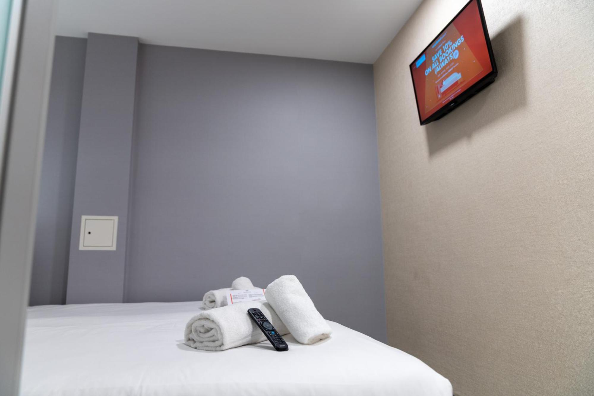 Easyhotel Hotel 3*