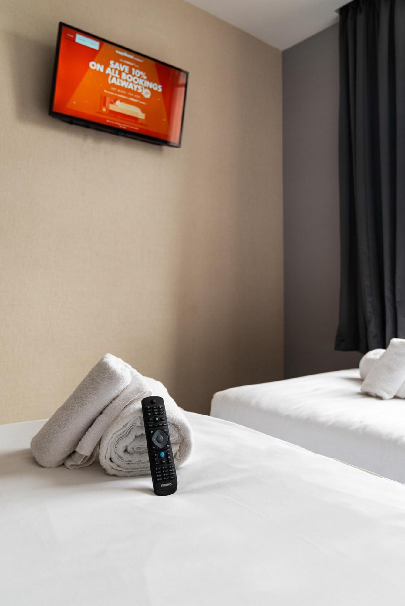 Easyhotel Hotel