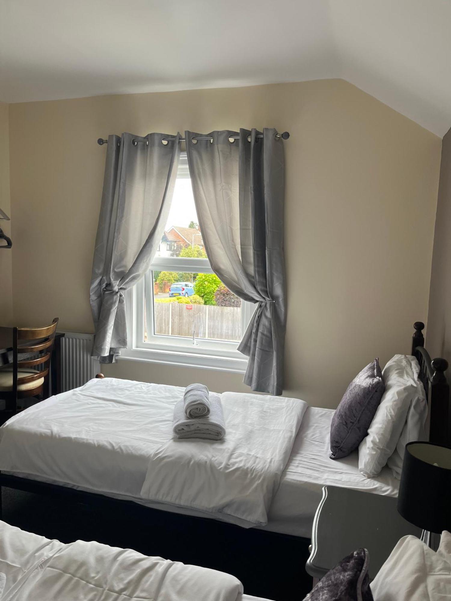 Guest house The Harp Freehouse And 4*
