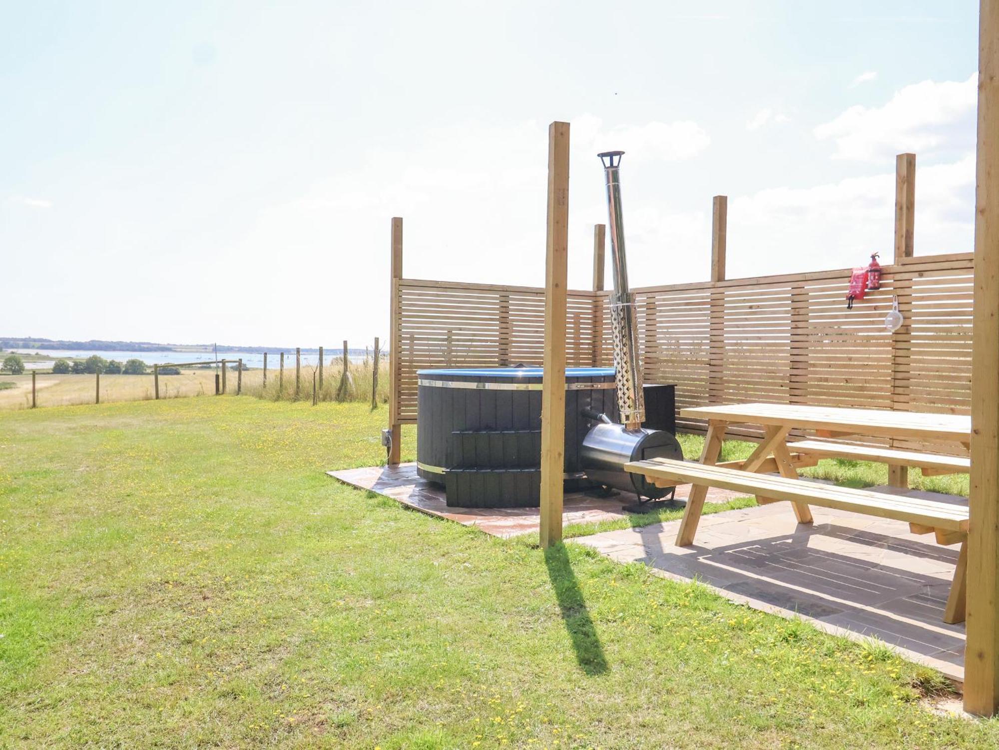 Polly's Annexe Holiday home *