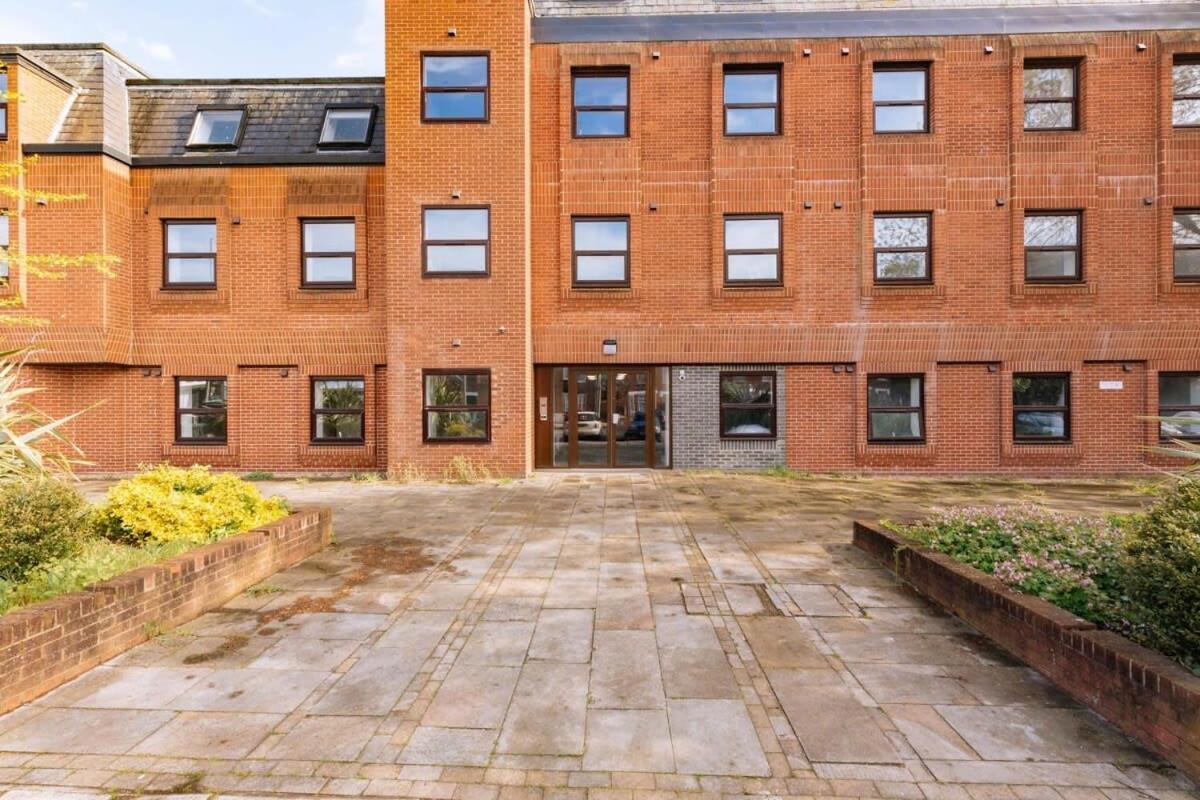 Modern 1 Bedroom In * Ipswich