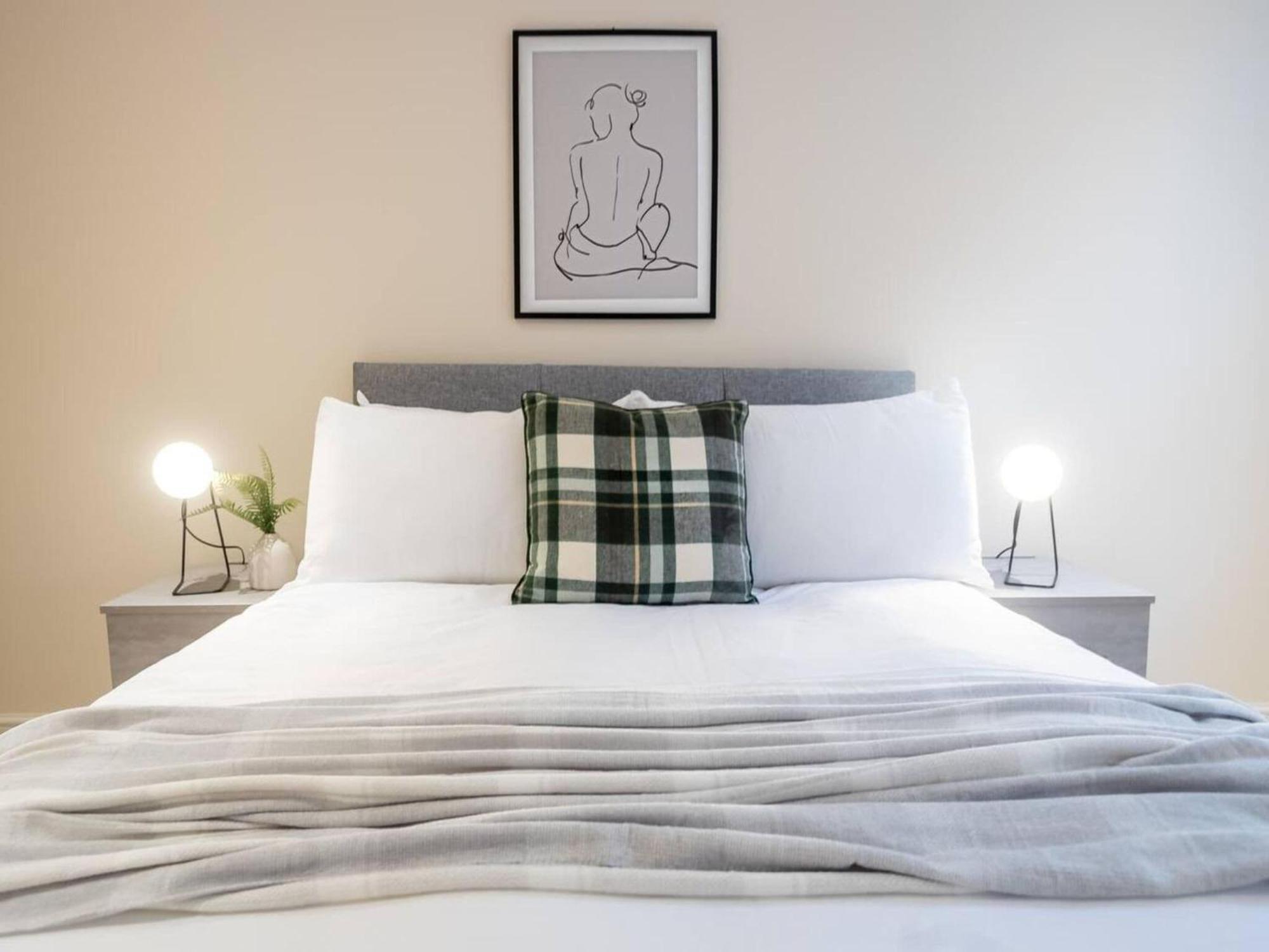 Modern Near Christchurch Park Waterfront By Belvilla Apartment