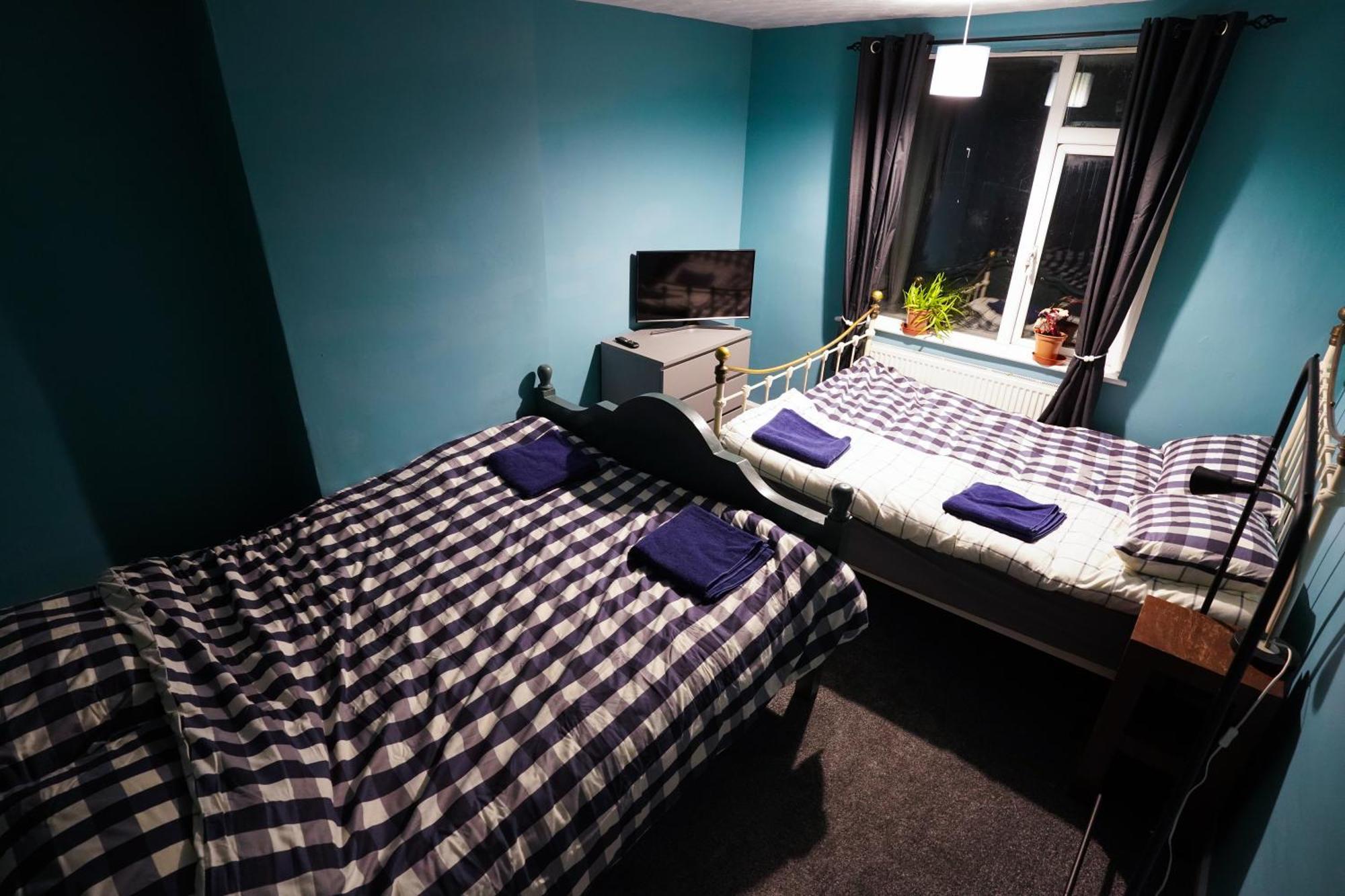 3 Bedroom By Docks. * Ipswich