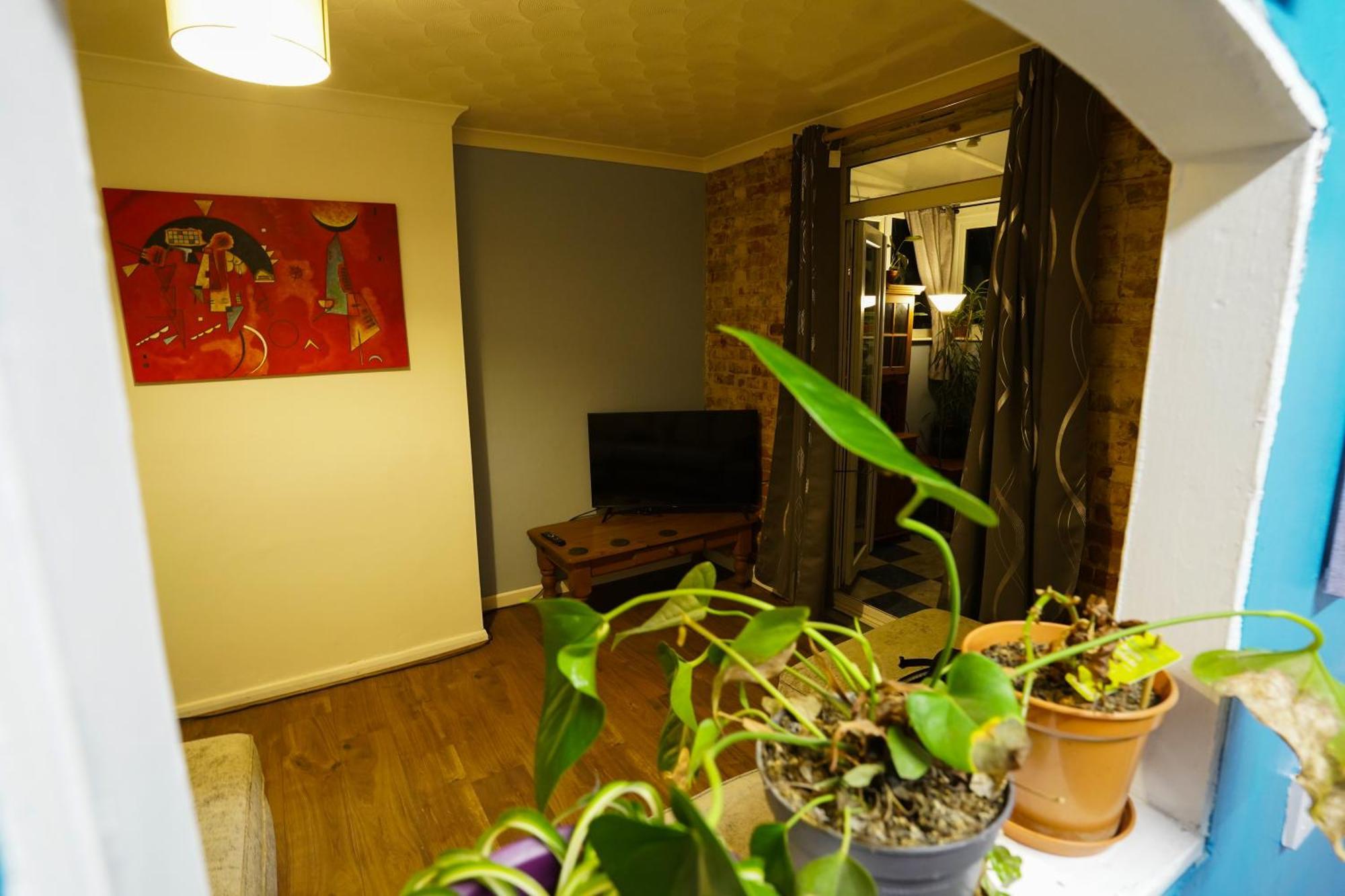 3 Bedroom By Docks. Holiday home