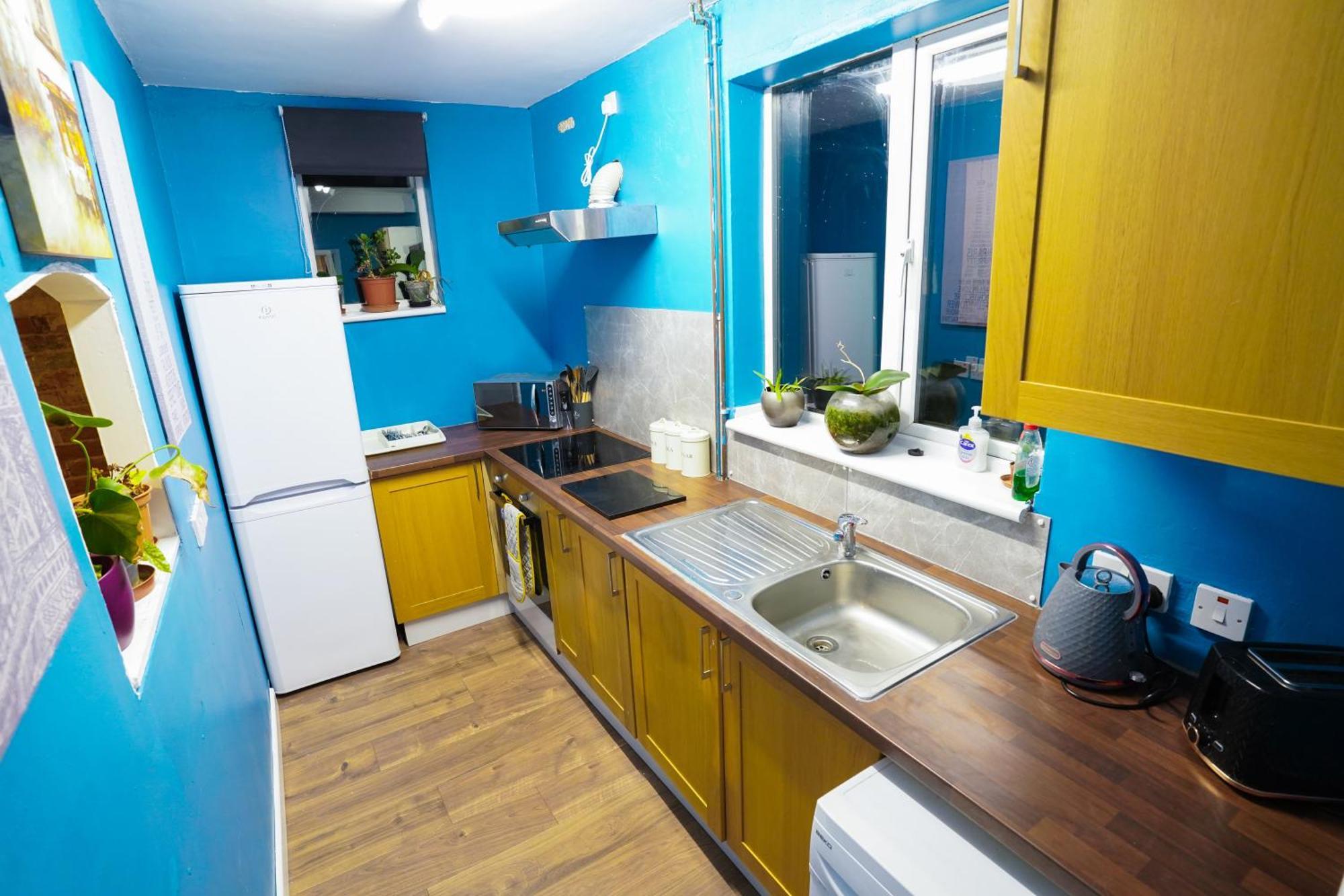 3 Bedroom By Docks. Holiday home