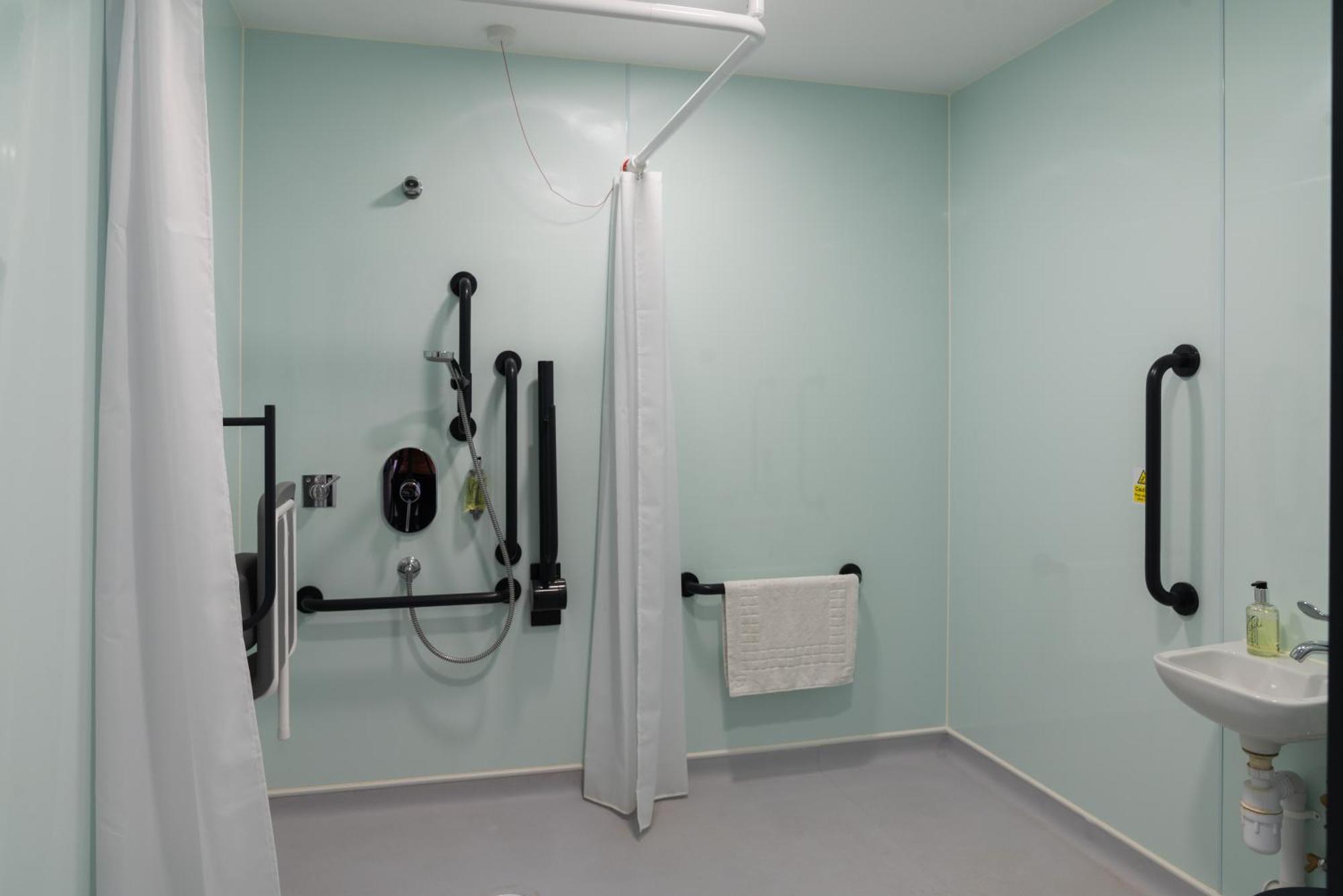 Easyhotel Hotel