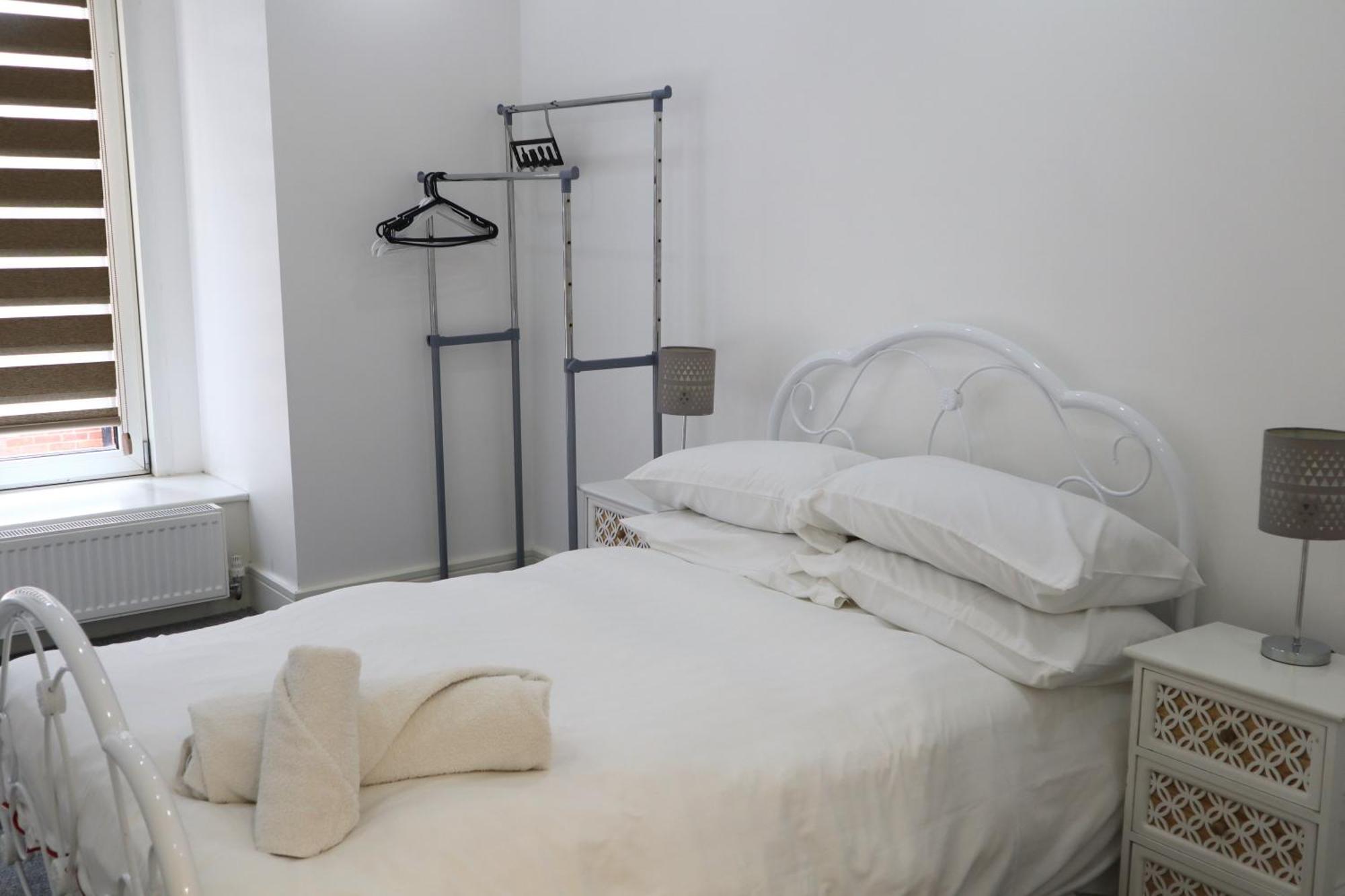 Apartment Elm Street Apt With 2 Bed 2 Bathrooms Ipswich