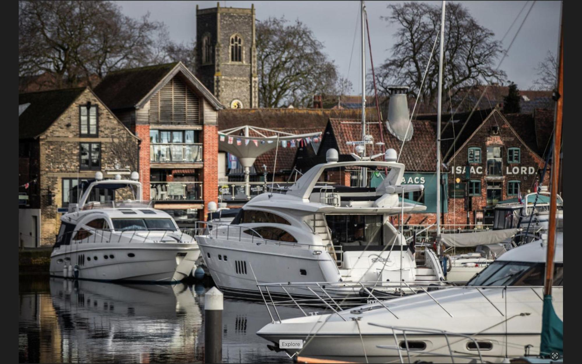 Ipswich-luxury-self Catering-town Centre-parking * Ipswich
