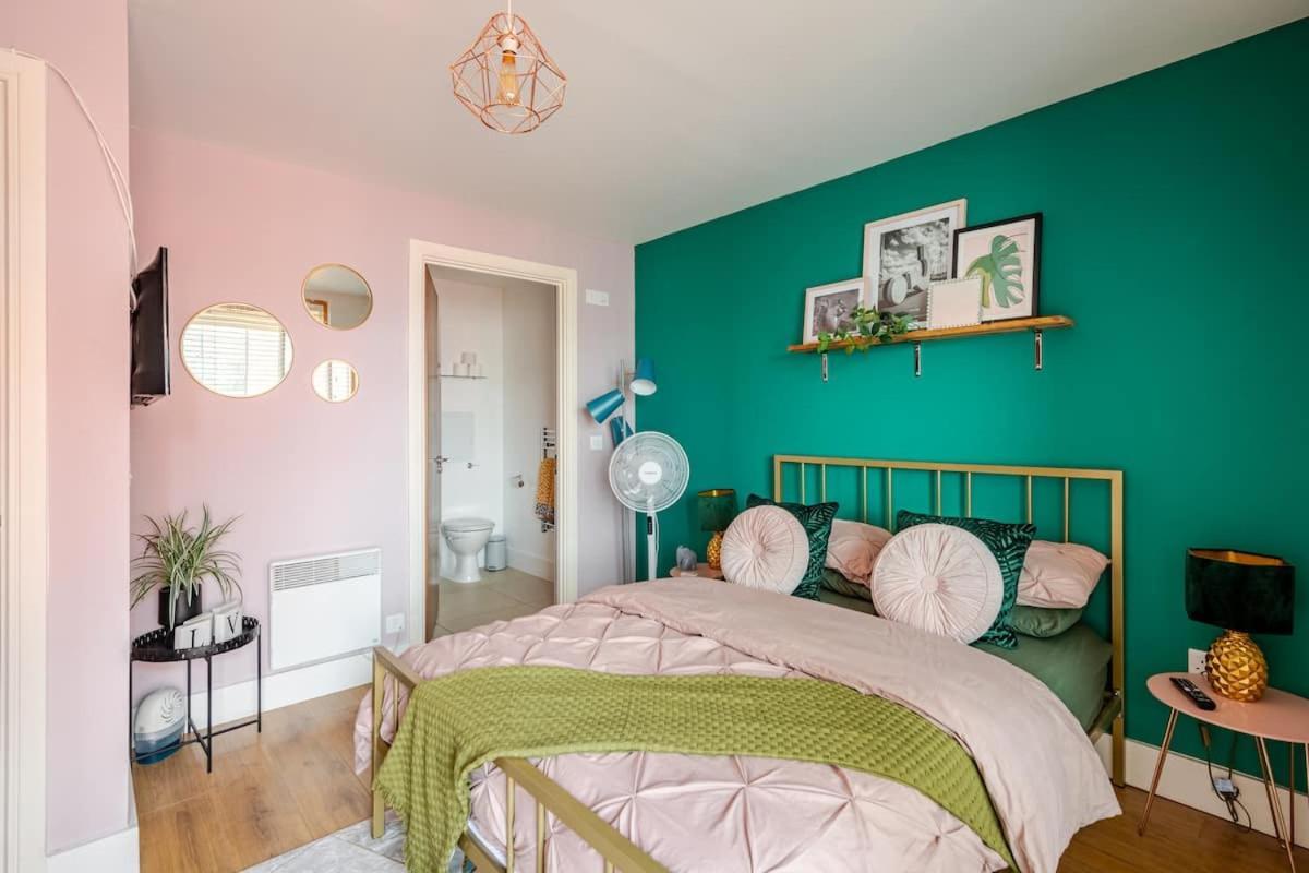 Apartment Waterfront 2 Bed With Views Over Ipswich
