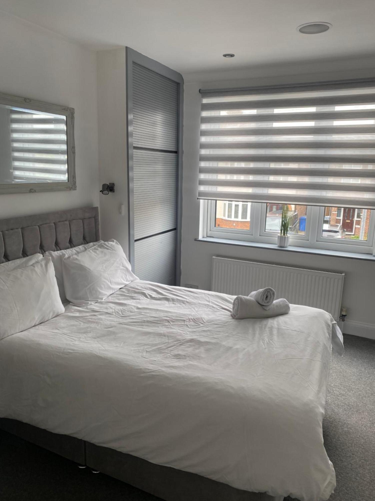 Town Centre Two Bed Apartment Ipswich