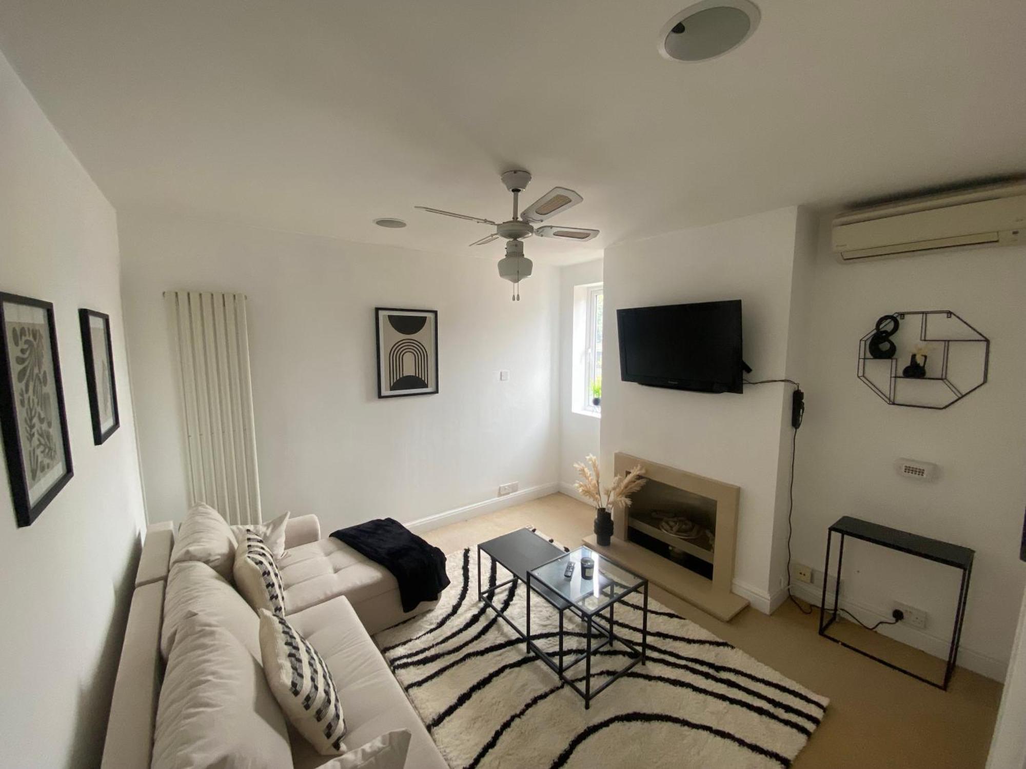 Apartment Town Centre Two Bed