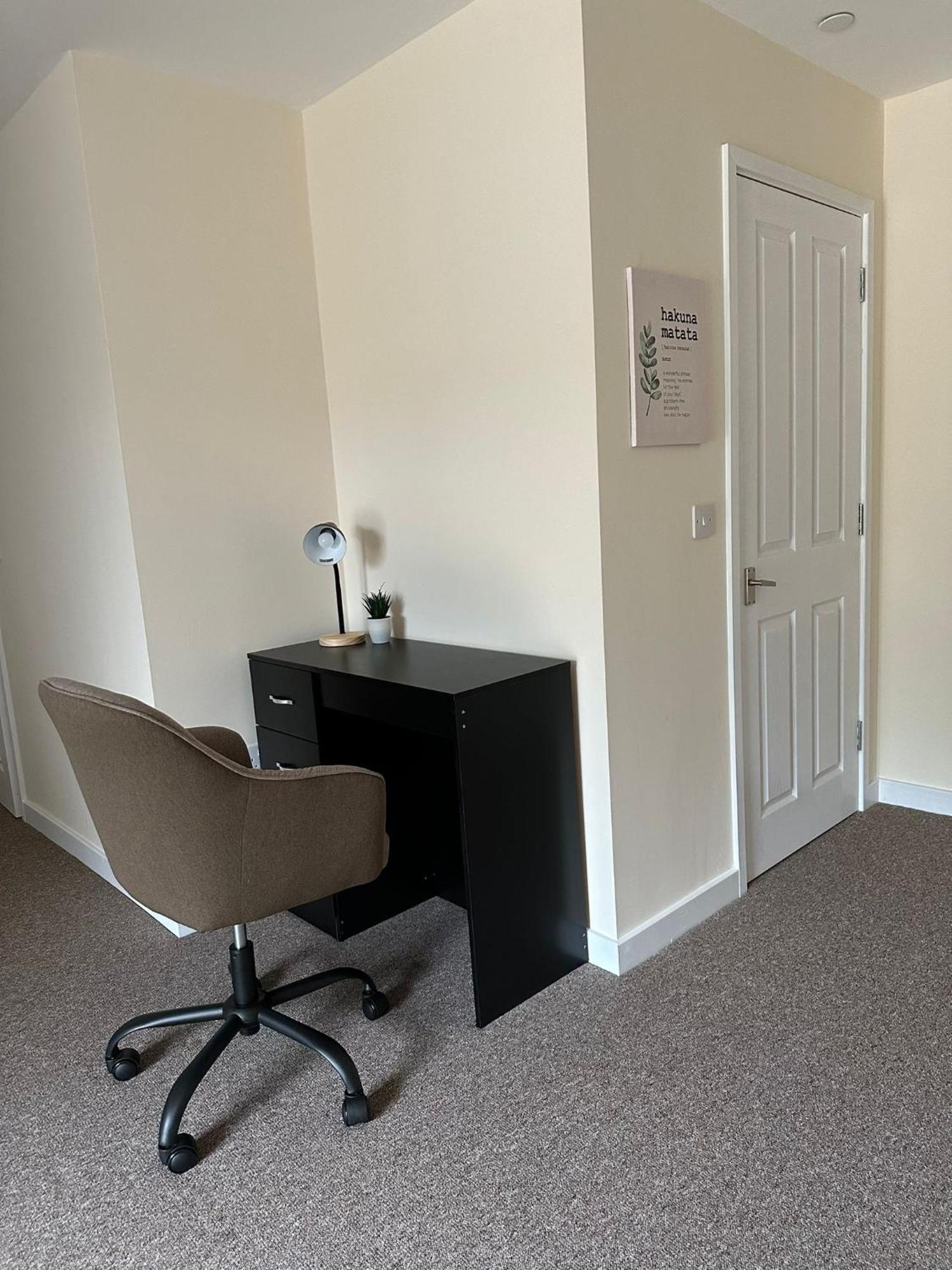 New Luxury Flats Apartment *