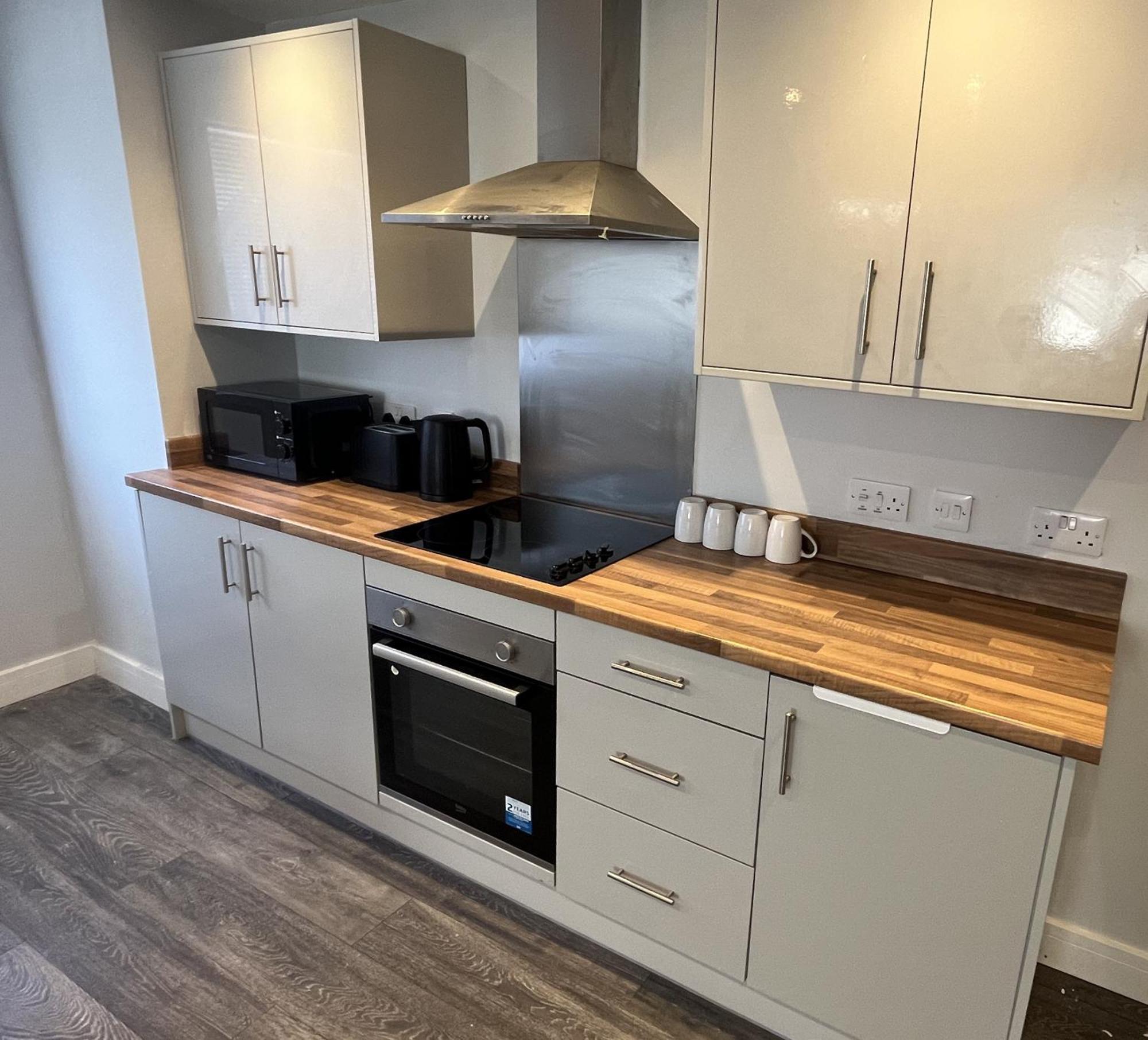 Cosyhomes - One Bedroom With Parking, Perfect For Corporate And Leisure Apartment