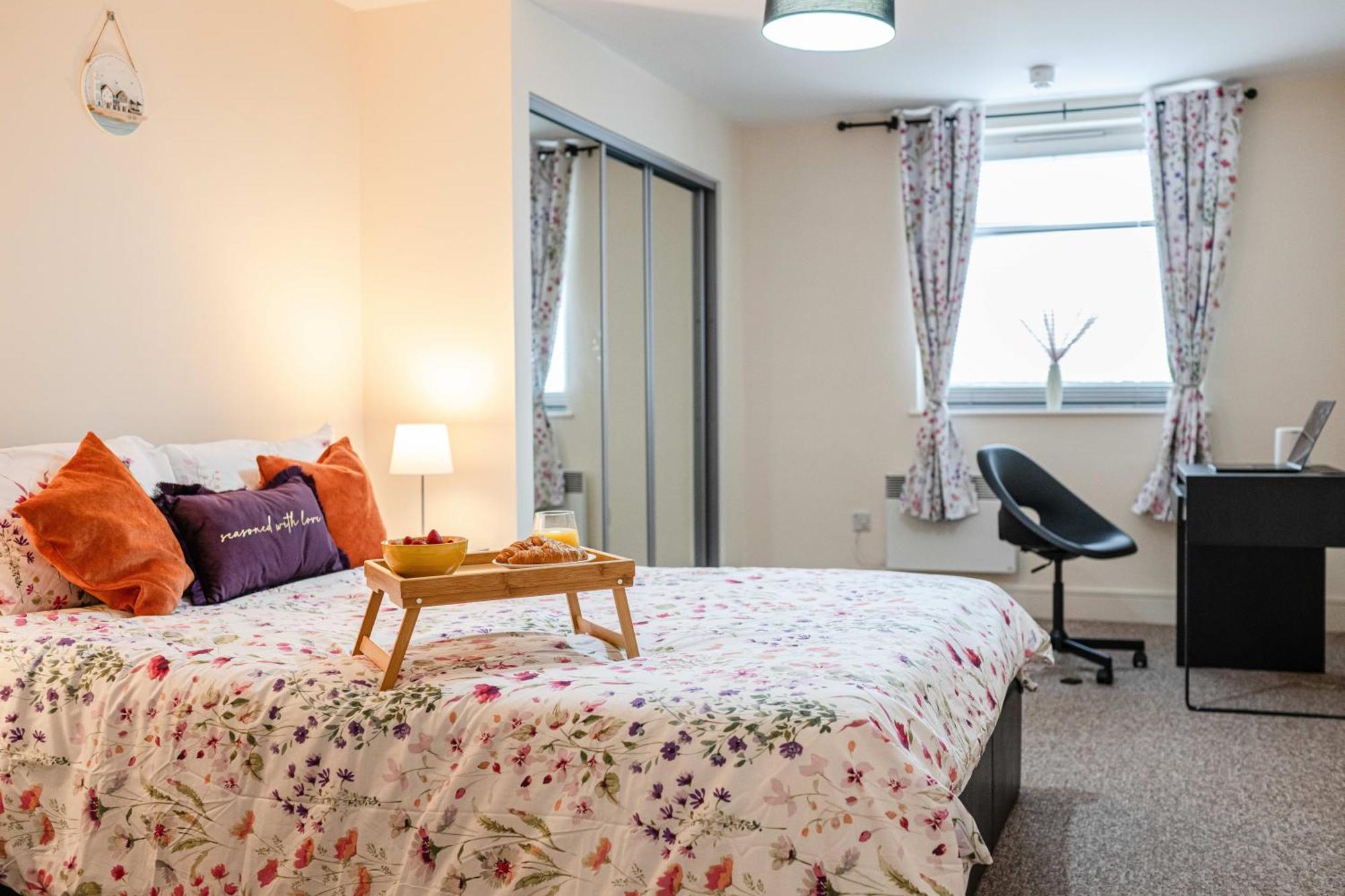 Apartment Marina1 2 Bed2bath Ipswich