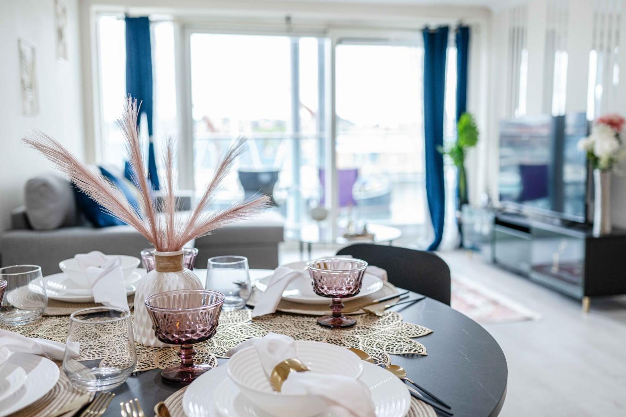 Marina1 2 Bed2bath Apartment Ipswich