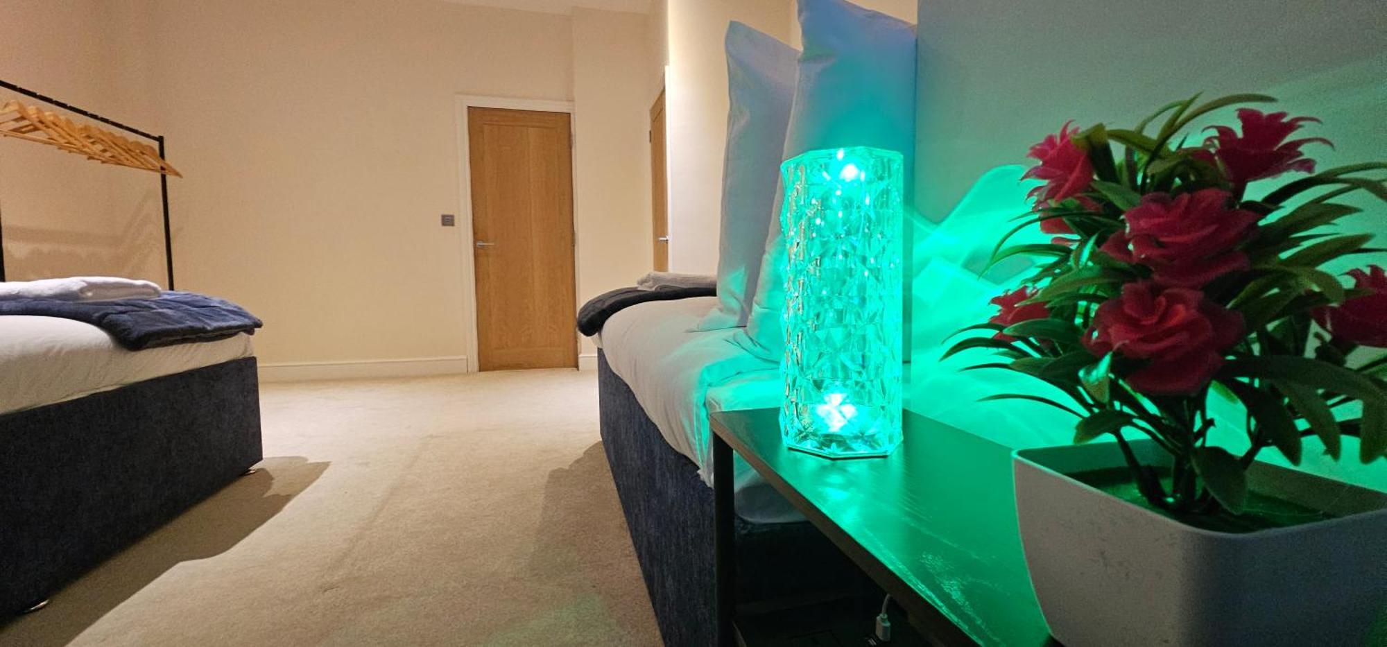 Modern Town Centre Flat 11 At Christchurch Park * Ipswich