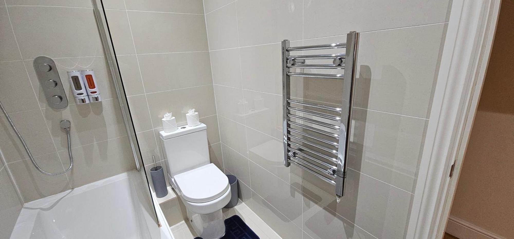 Modern Town Centre Flat 11 At Christchurch Park * Ipswich