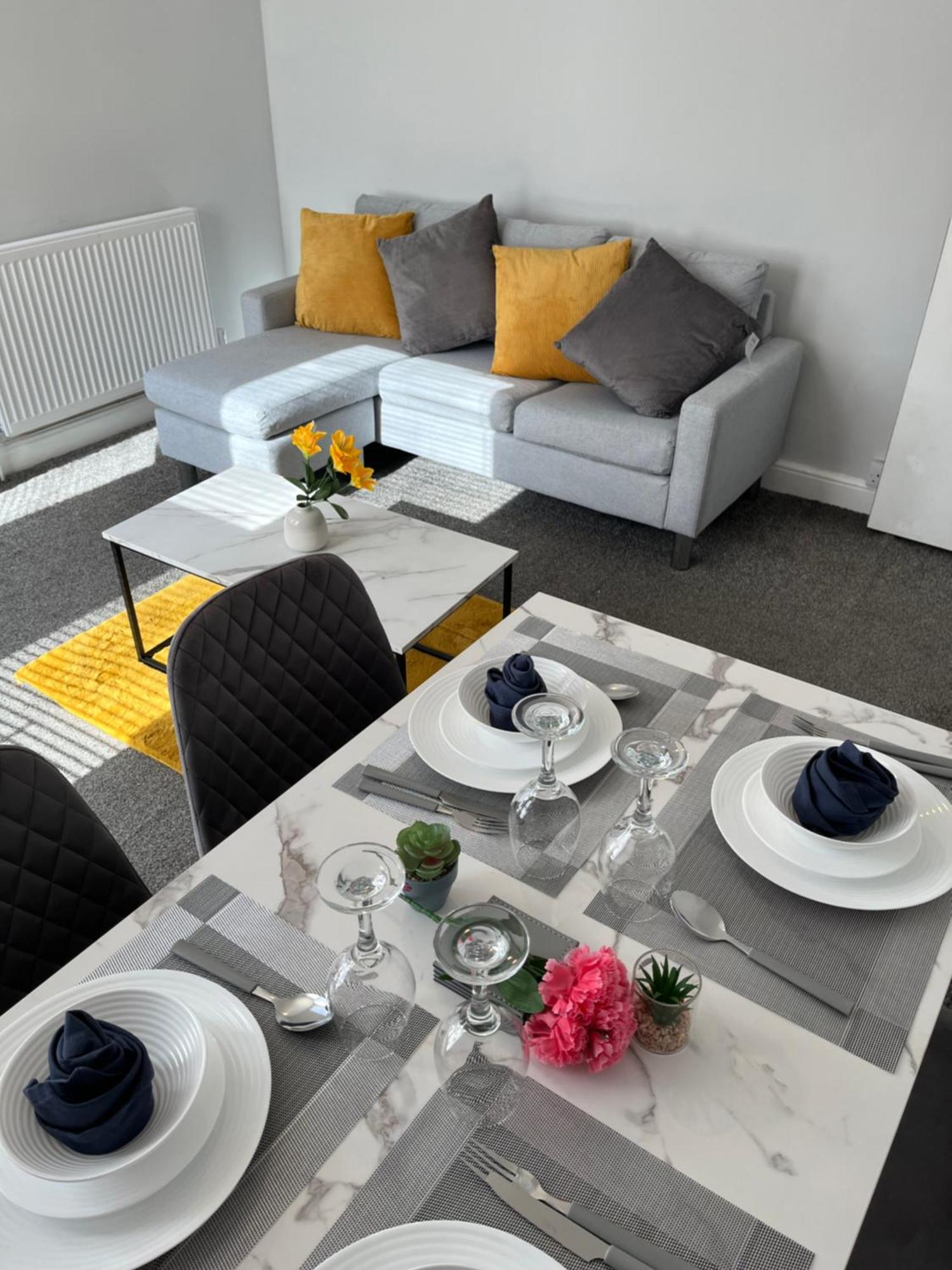 Apartment Cosyhomes- 2 Bedroom 1st Floor With Parking, Perfect For Corporate And Leisure