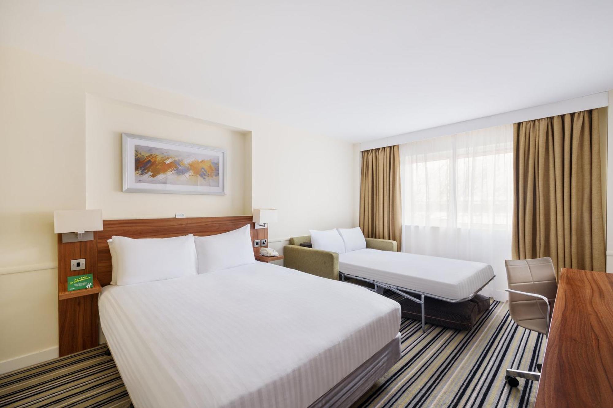 By Ihg