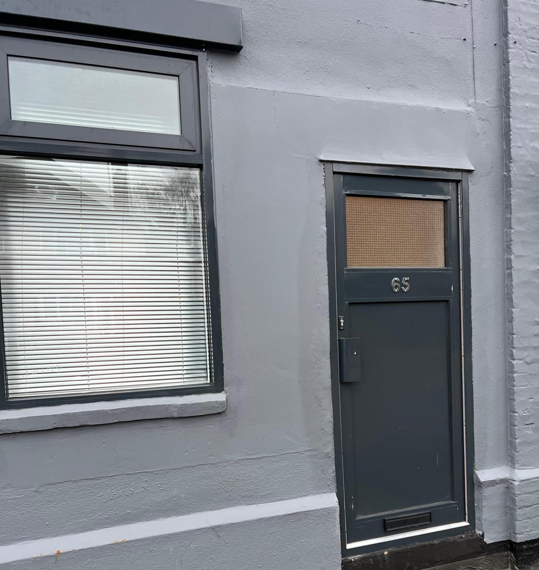 Apartment 2 Bedroom Town *