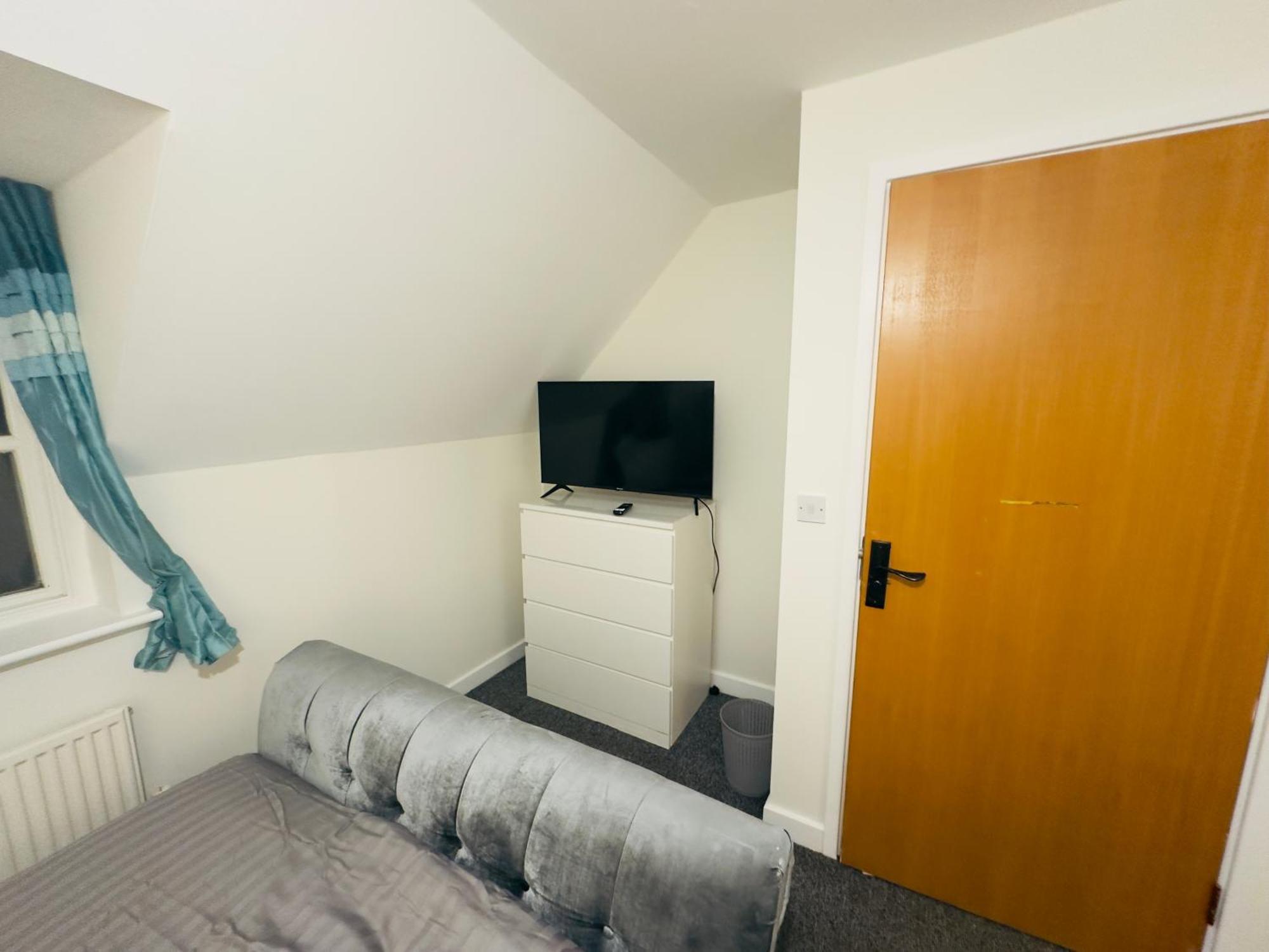 Comfortable Double In A Beautiful House