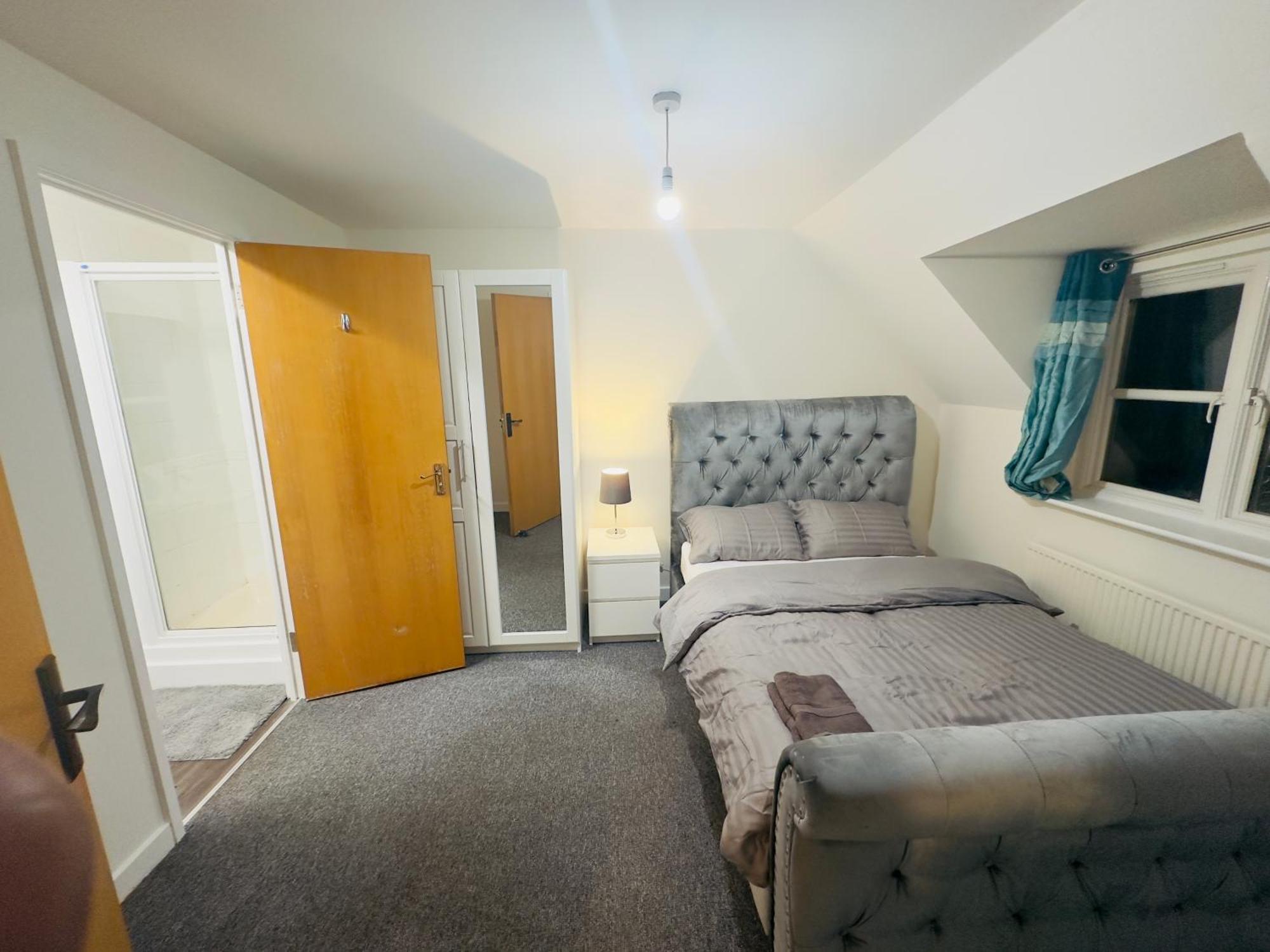 Guest house Comfortable Double In A Beautiful House