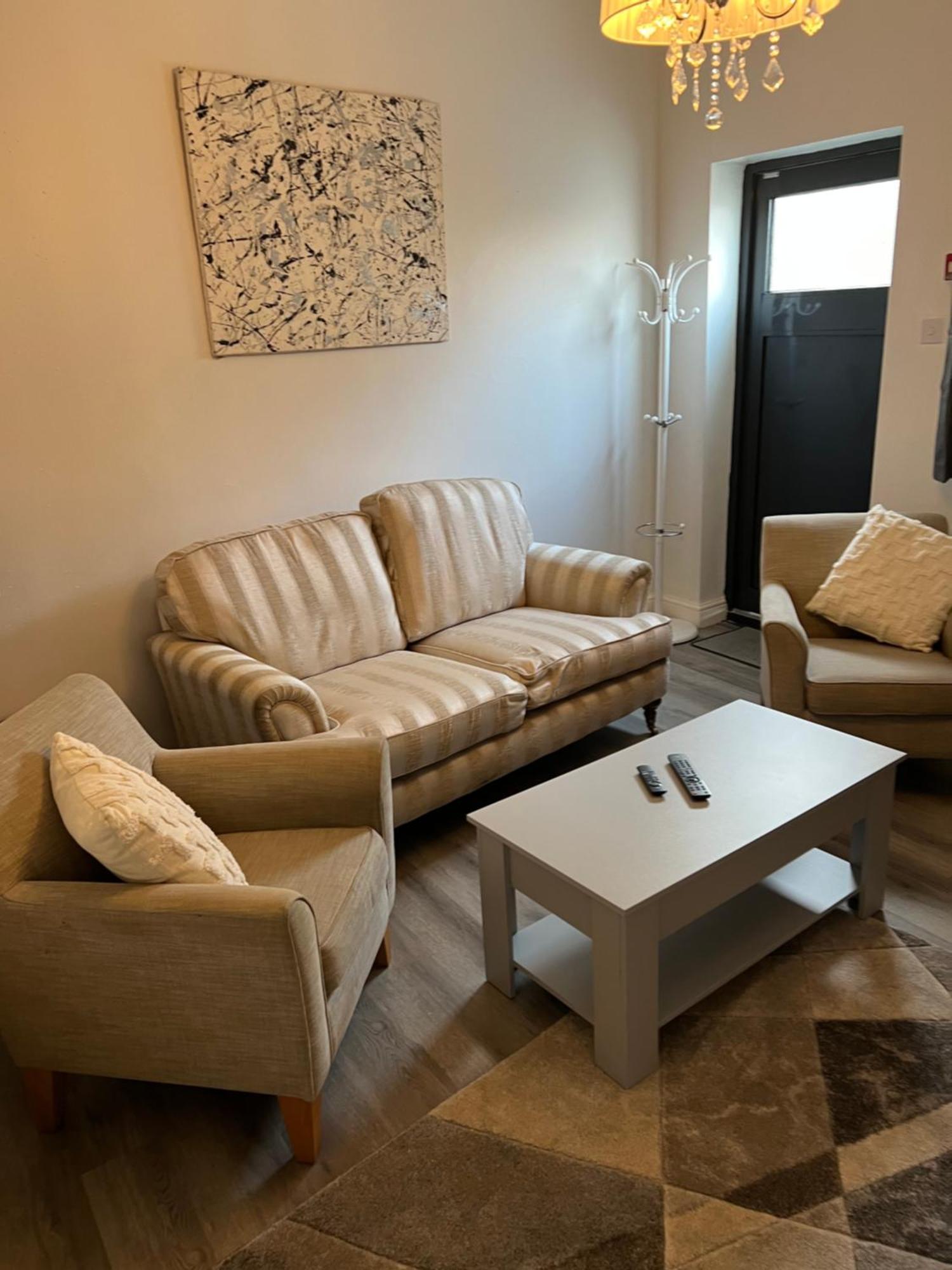 2 Bedroom Town