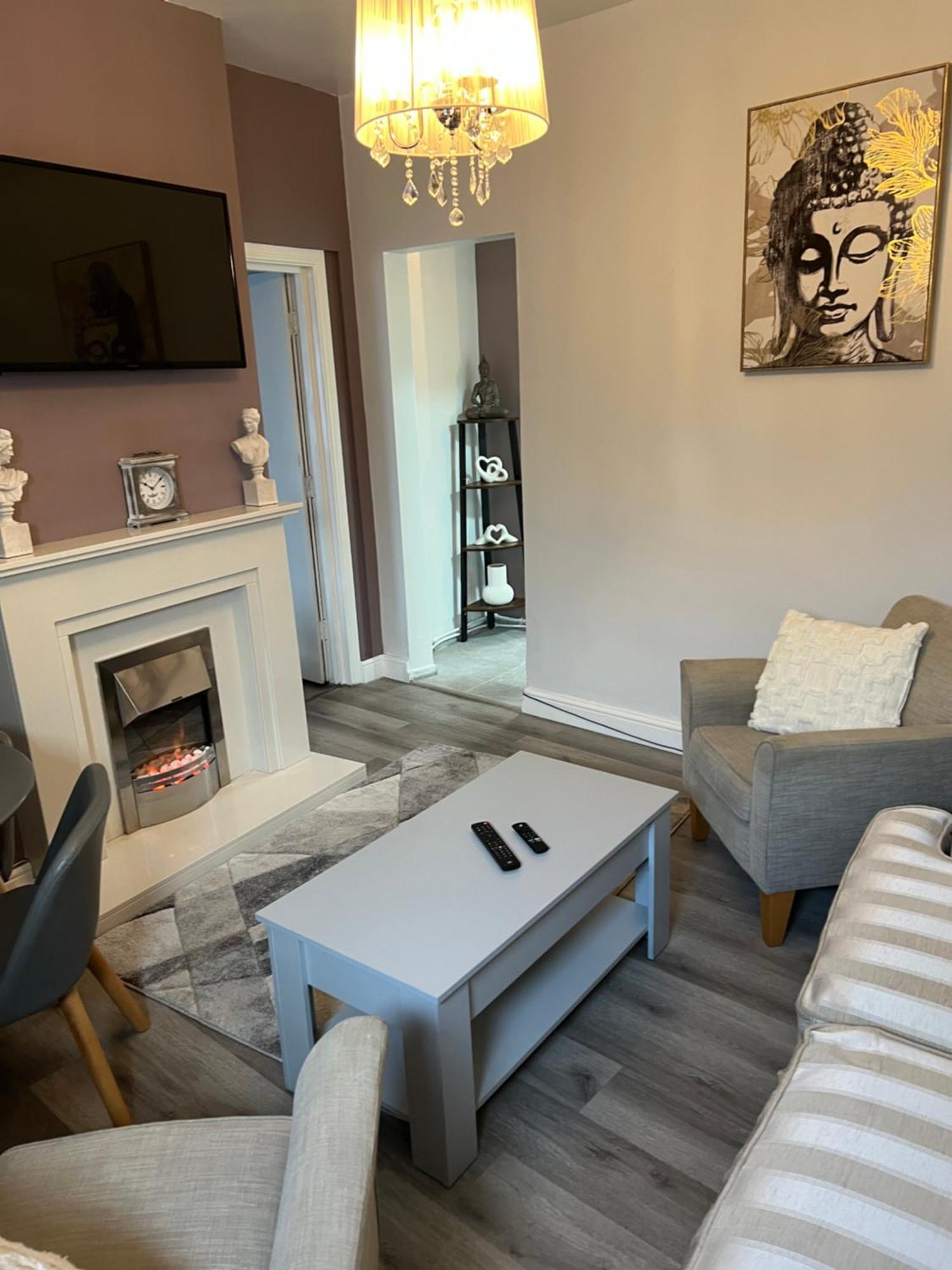 2 Bedroom Town Apartment