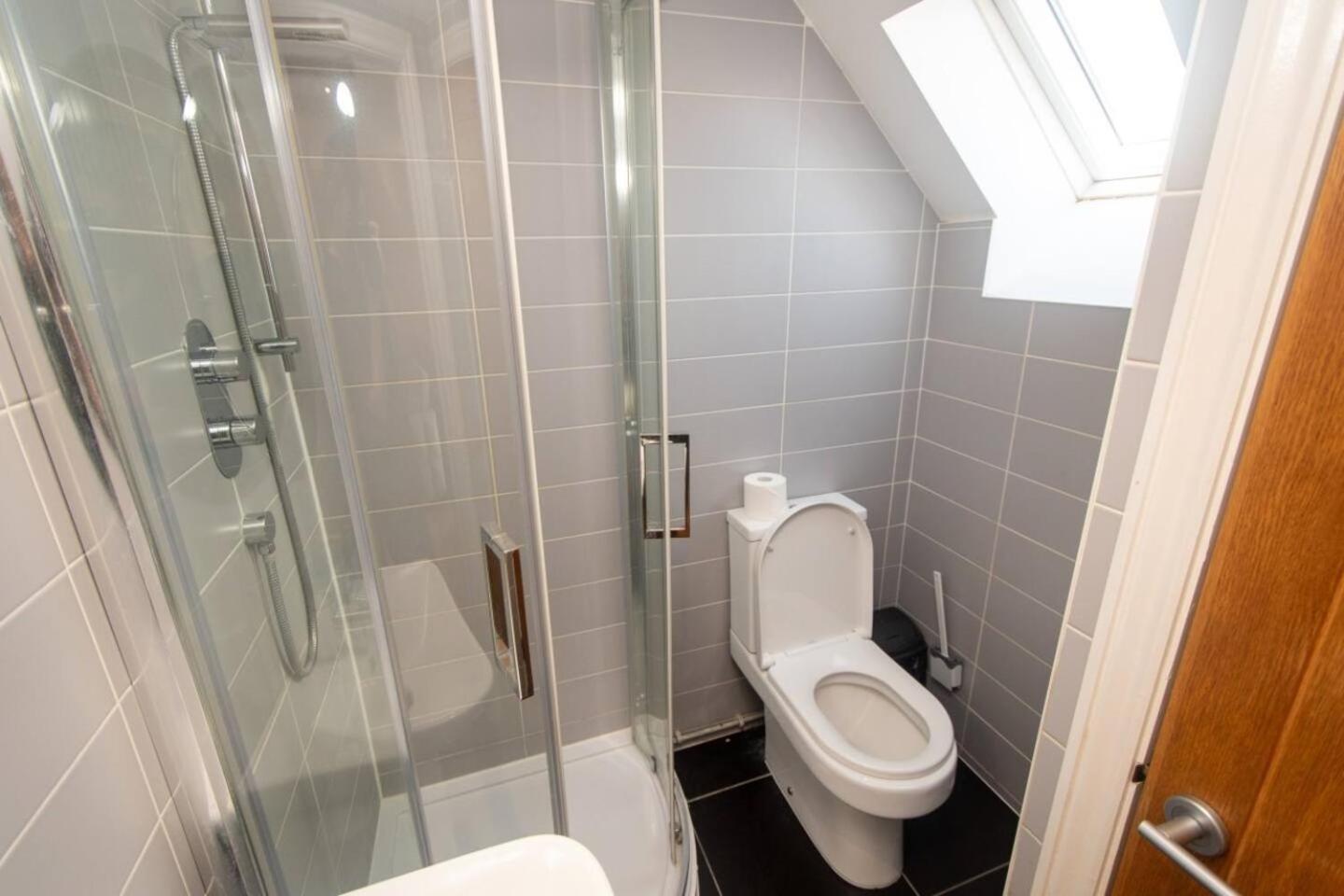 Newly Renovated Sanctuary For 4 In Charlotte House *
