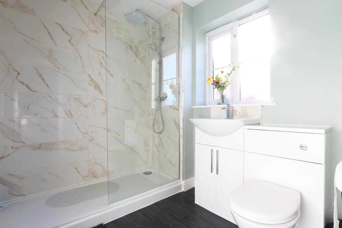 Apartment Ipswich-luxury-self Catering-town Centre-parking Ipswich