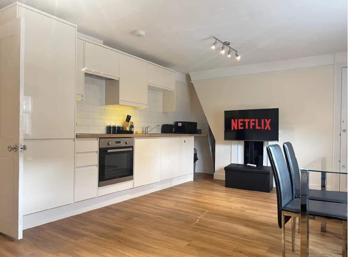 Aparthotel 2br 2bath Flat In Centre - 6 Guests Ipswich