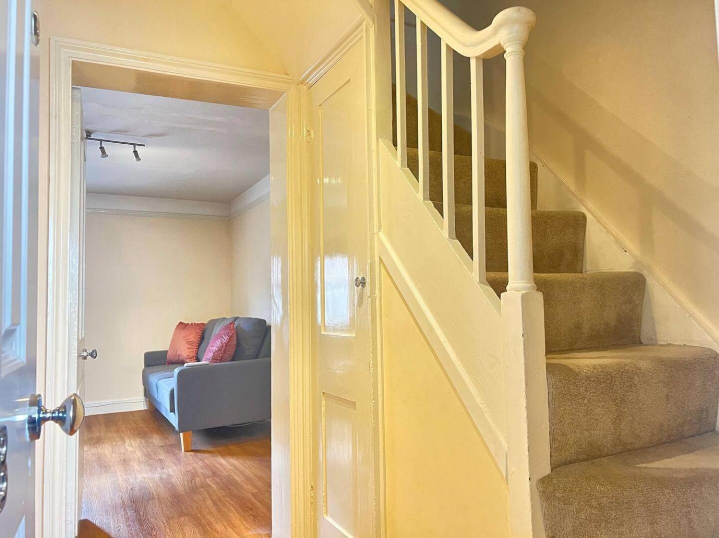 Aparthotel 2br 2bath Flat In Centre - 6 Guests Ipswich
