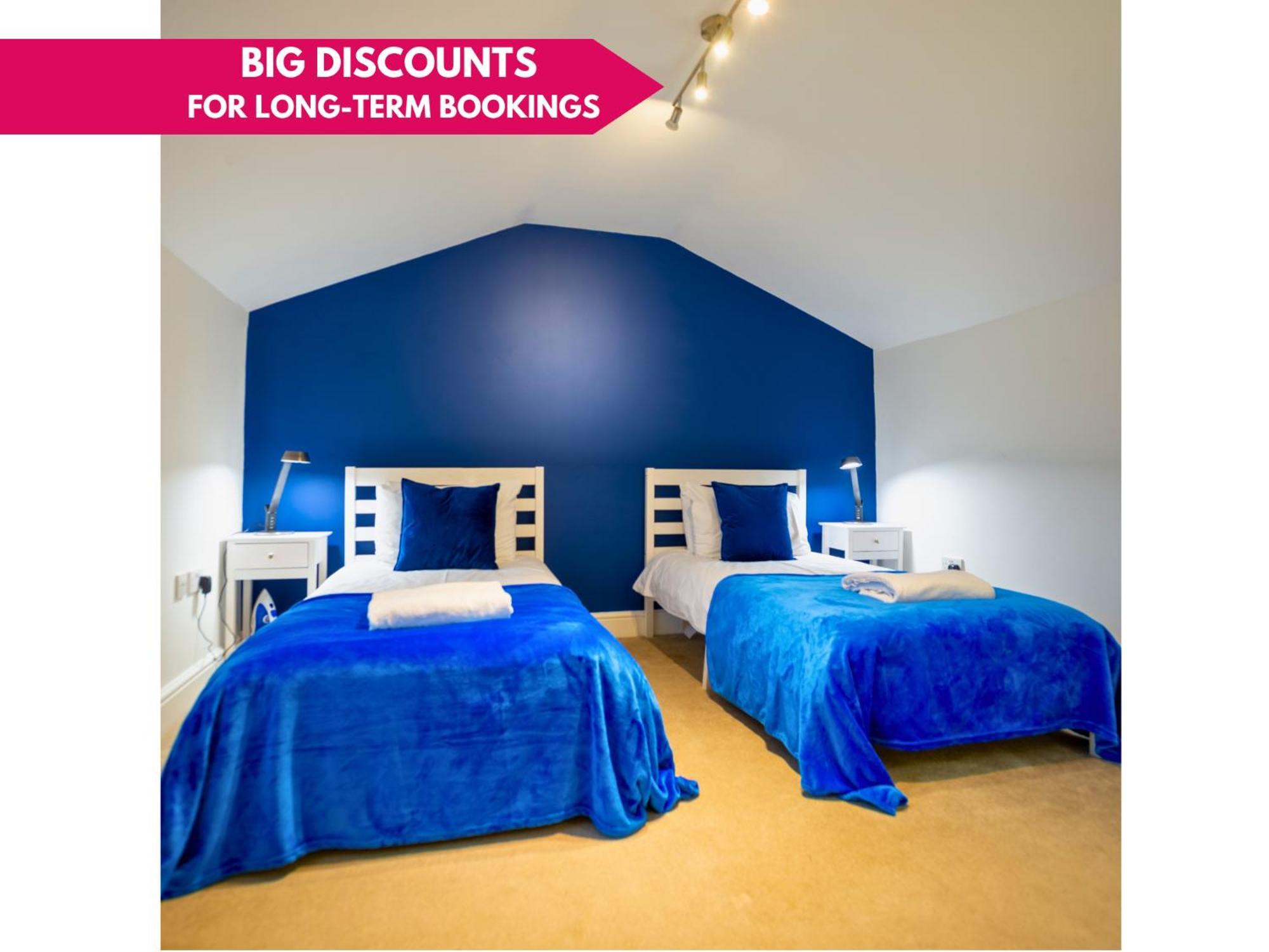 Aparthotel 2br 2bath Flat In Centre - 6 Guests *
