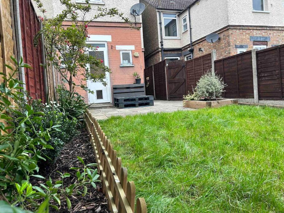 Holiday home Entire 3 Bed House In Ipswich