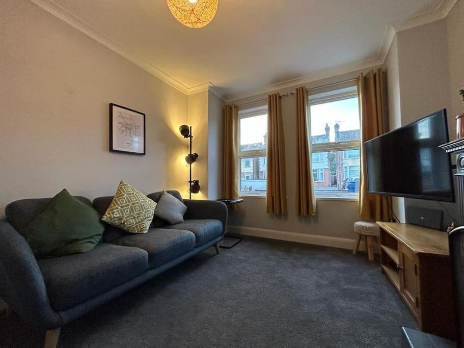 Entire 3 Bed House In Ipswich