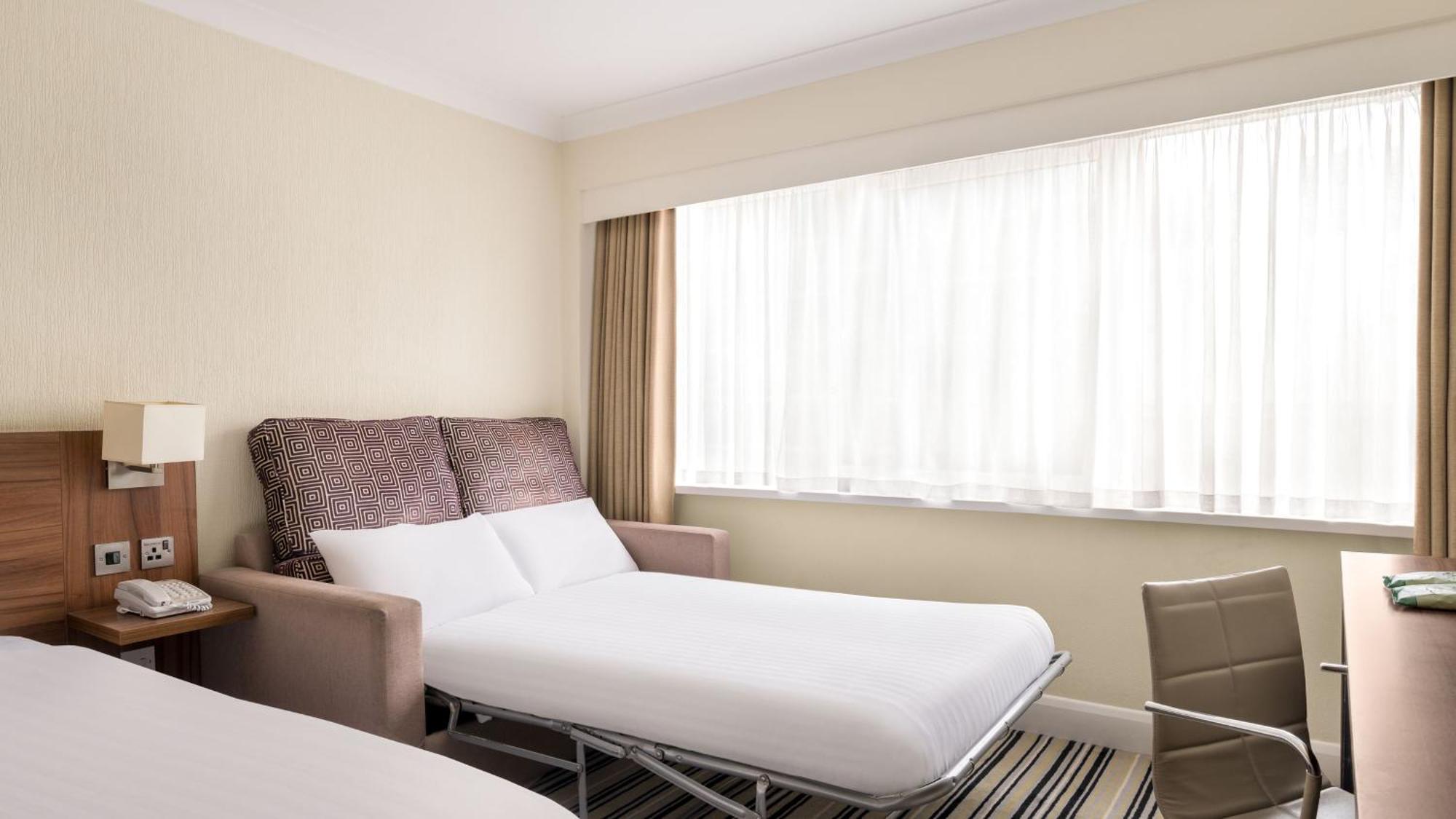By Ihg 4*