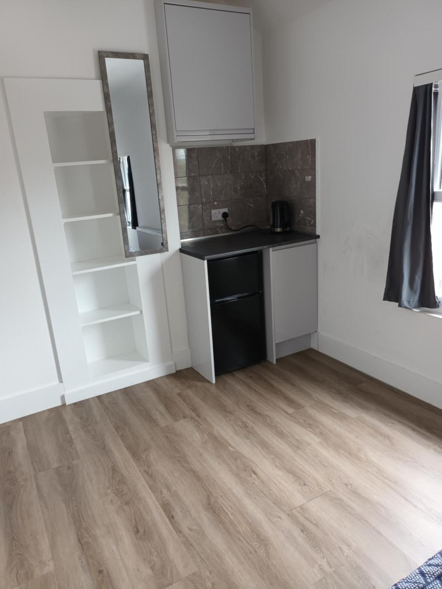 Ensuite Guest * Ipswich