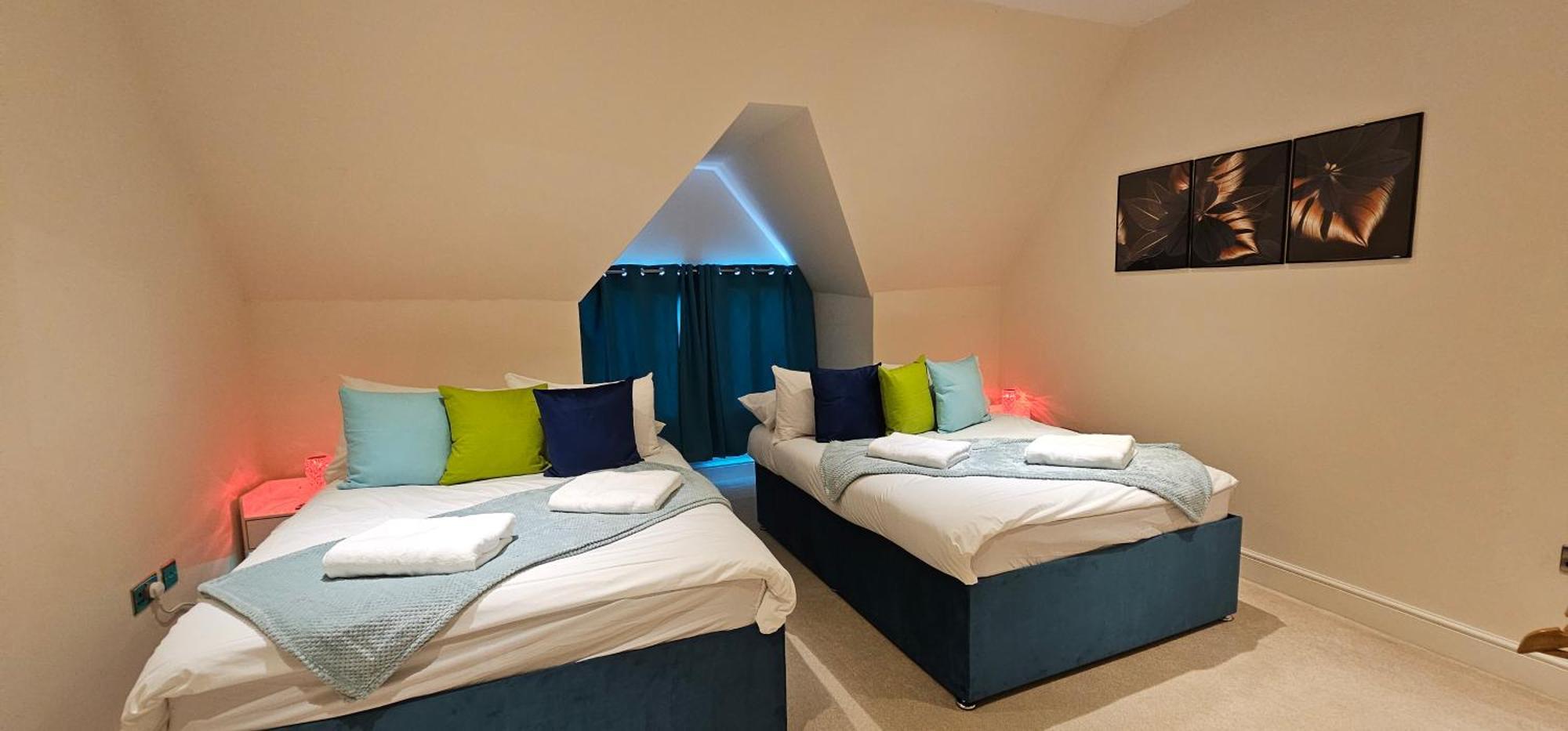 Apartment Modern Town Centre Flat 12 At Christchurch Park Ipswich